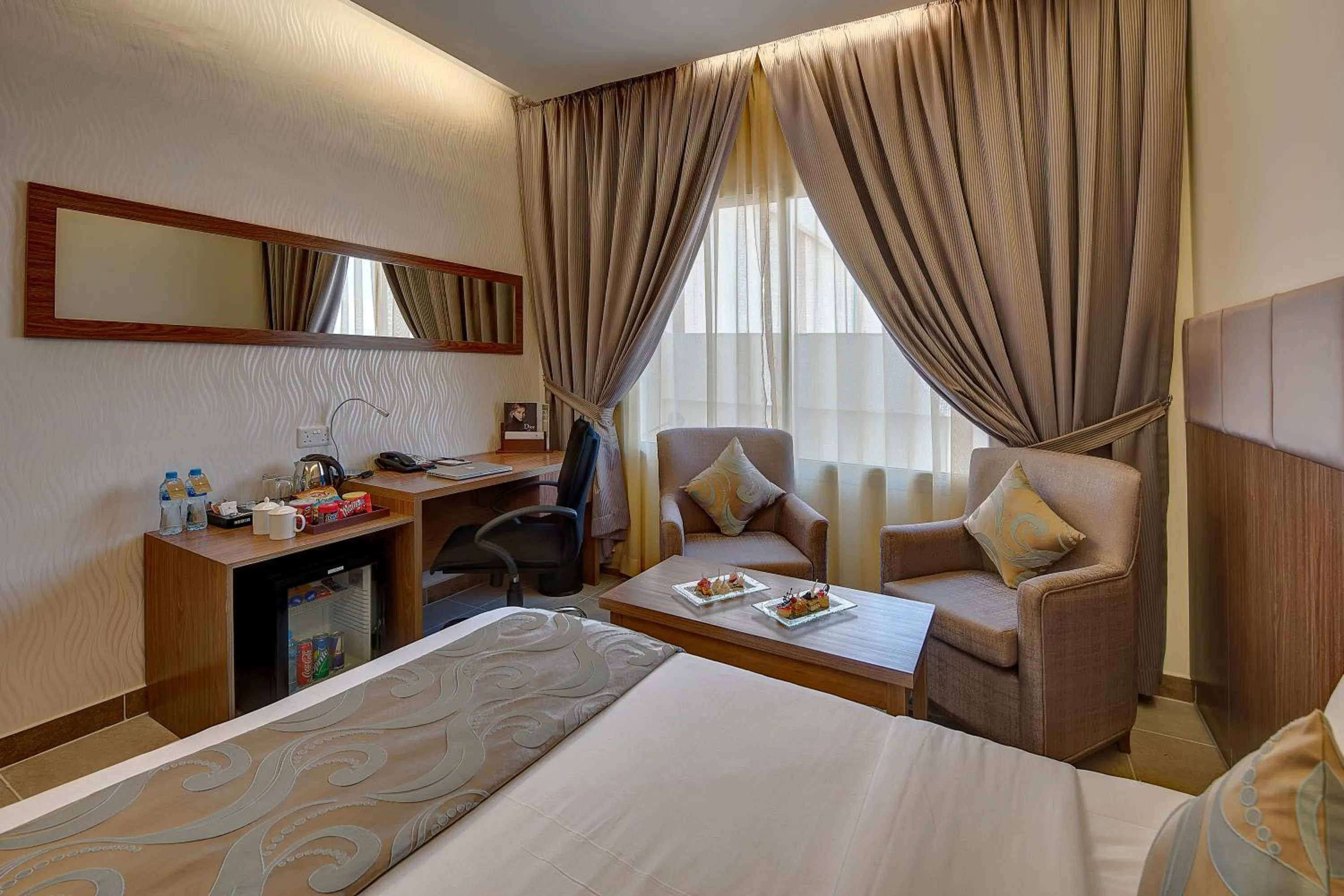 Superior Room in Western Hotel - Ghayathi