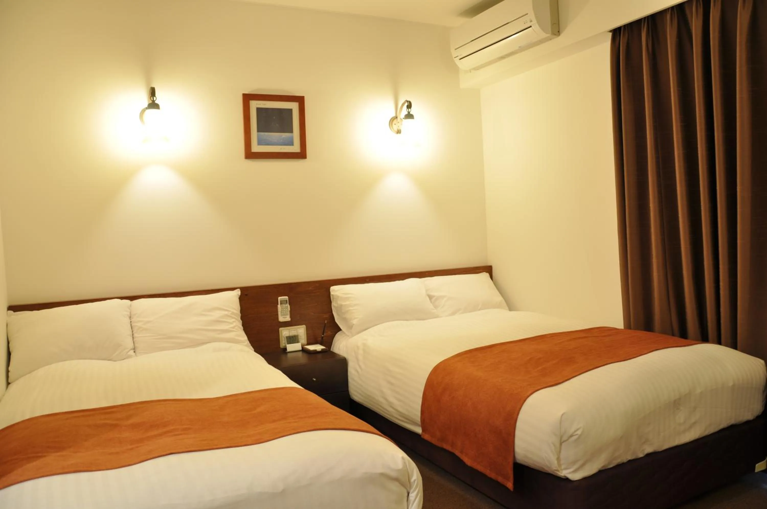 Twin Room - single occupancy - Non-Smoking in Hotel Noah