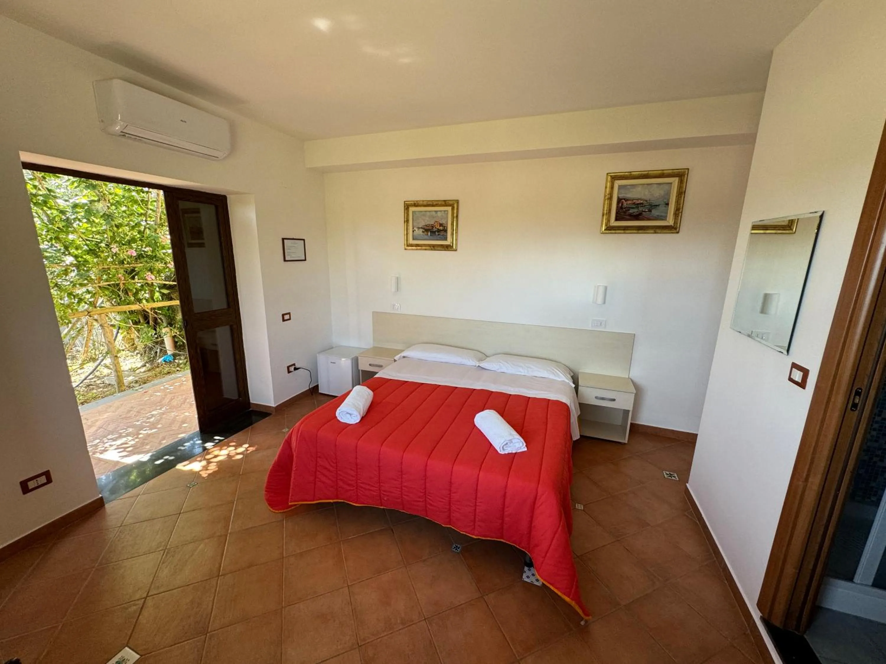 Deluxe Double Room in Agriturismo Piccolo Paradiso