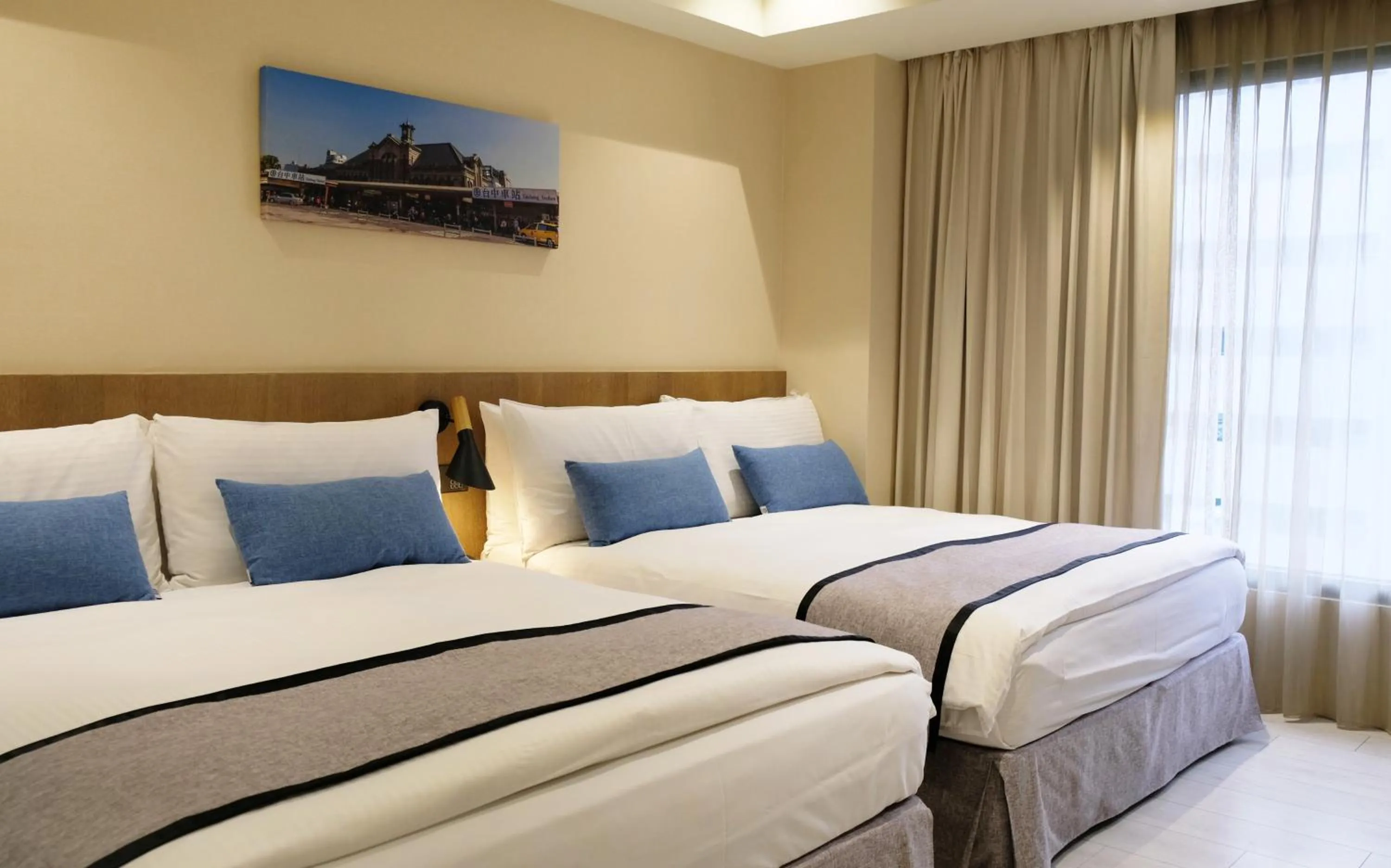 Standard Quadruple Room in GOGO Hotel 逢甲館