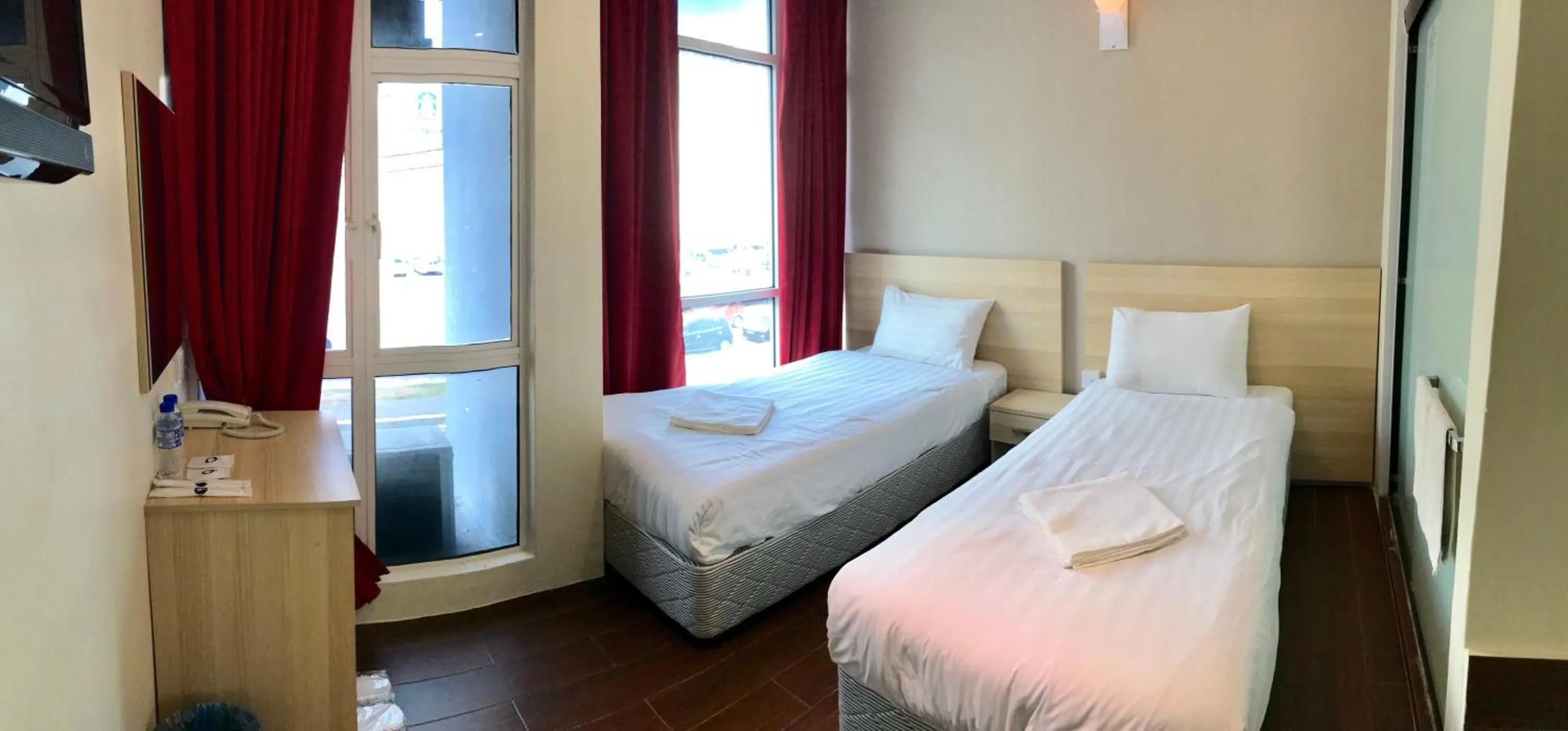 Standard Twin Room in Hotel 18 Ipoh Aeon Mall