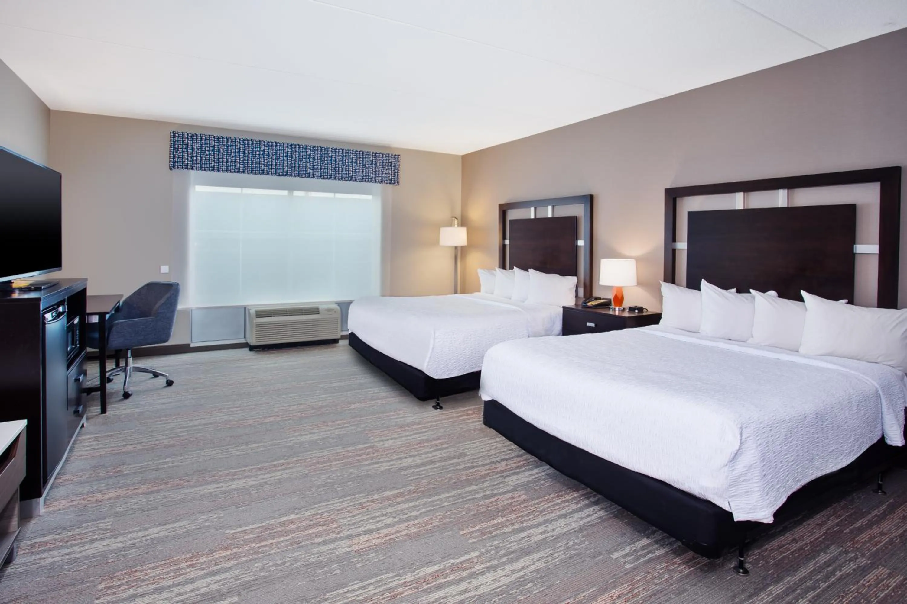 Queen Room with Two Queen Beds - Hearing Access/Non-Smoking in Hampton Inn & Suites Columbia/Southeast-Fort Jackson