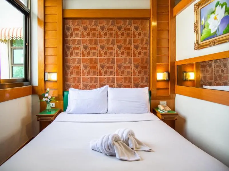 Standard Double Room in Siri Hotel