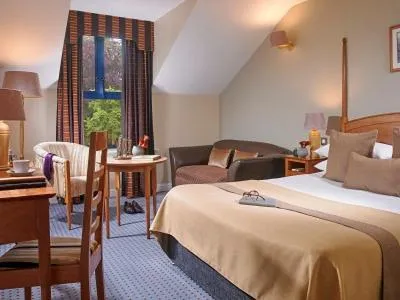 Double Room in The Parkavon Hotel