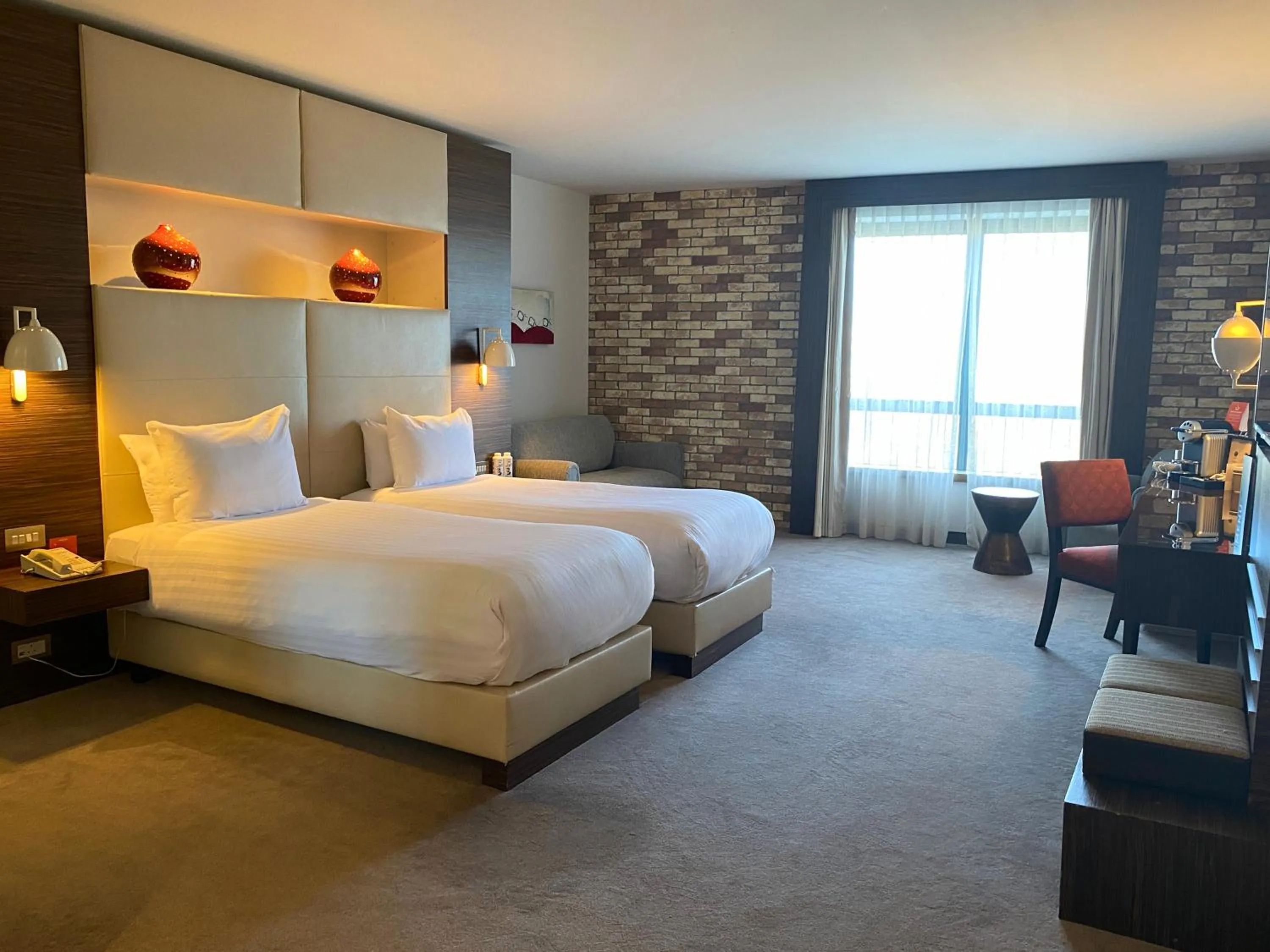 Superior Twin Room in Absolute Hotel Limerick