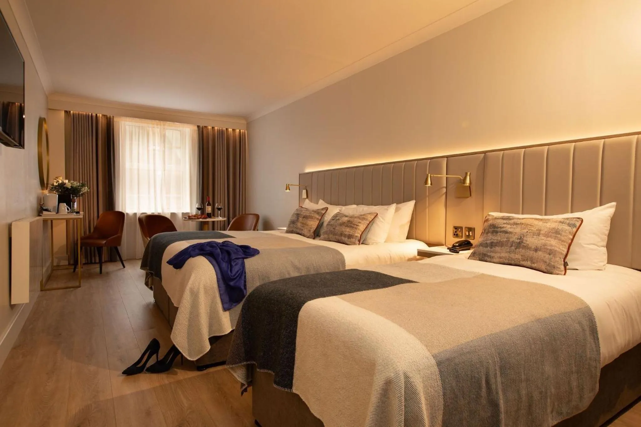 Deluxe Twin Room in The Address Sligo