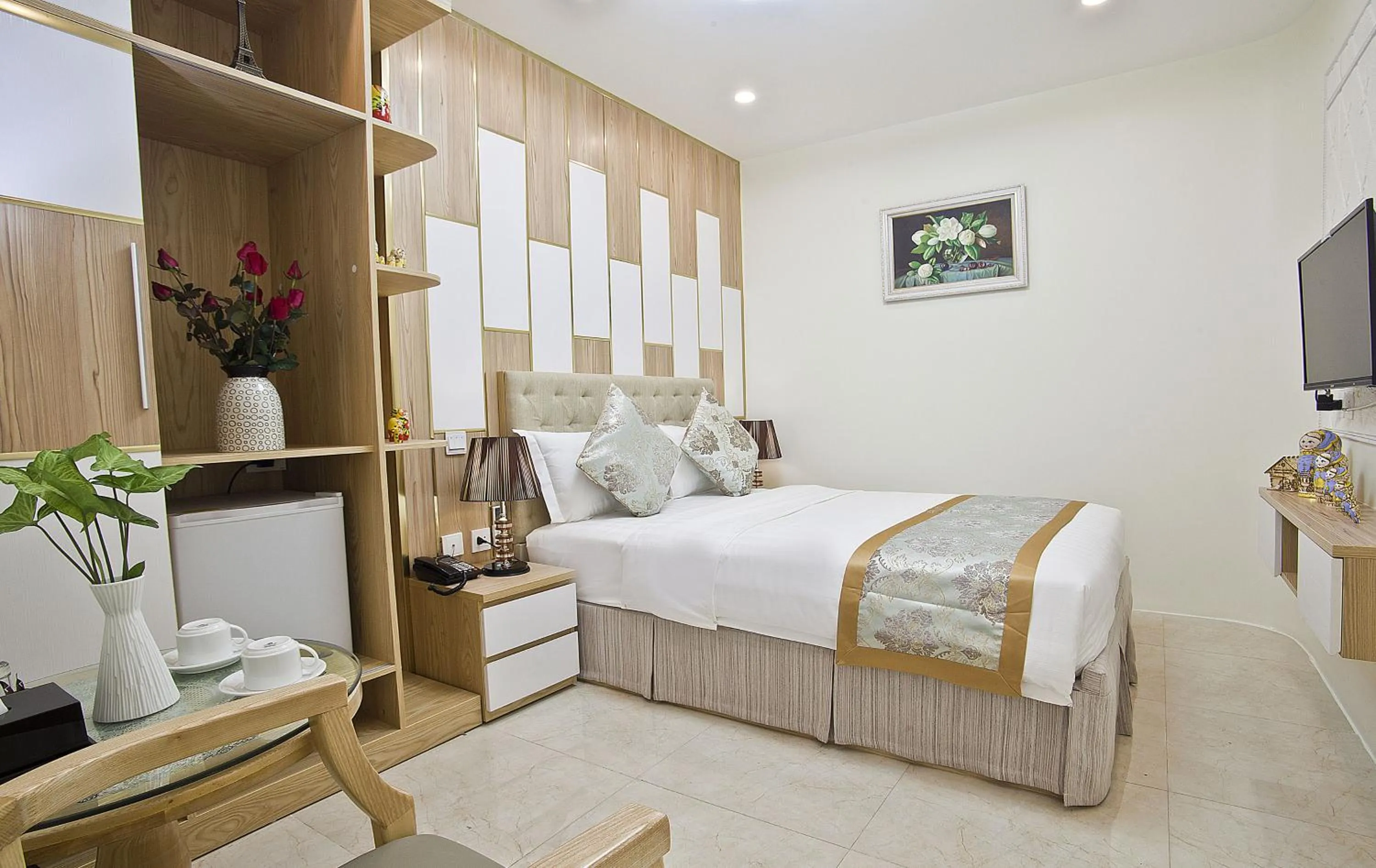 Standard Double Room in DLmos Hanoi Hotel