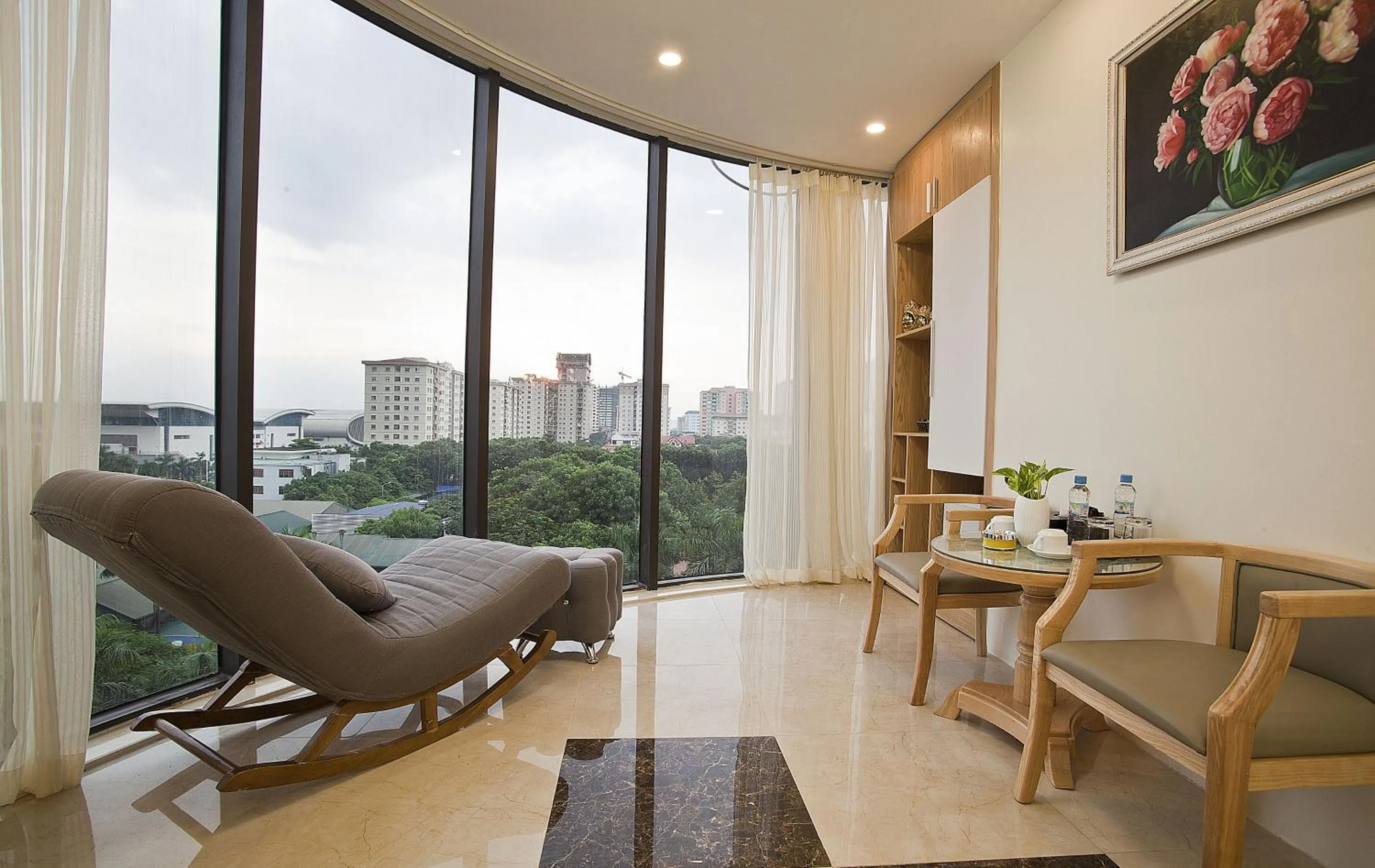 Deluxe Double Room in DLmos Hanoi Hotel