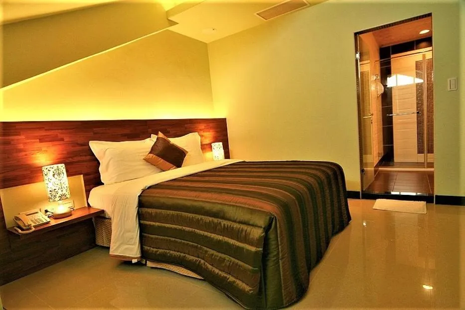 Double Room with Balcony in Tranquil Sea Hotel