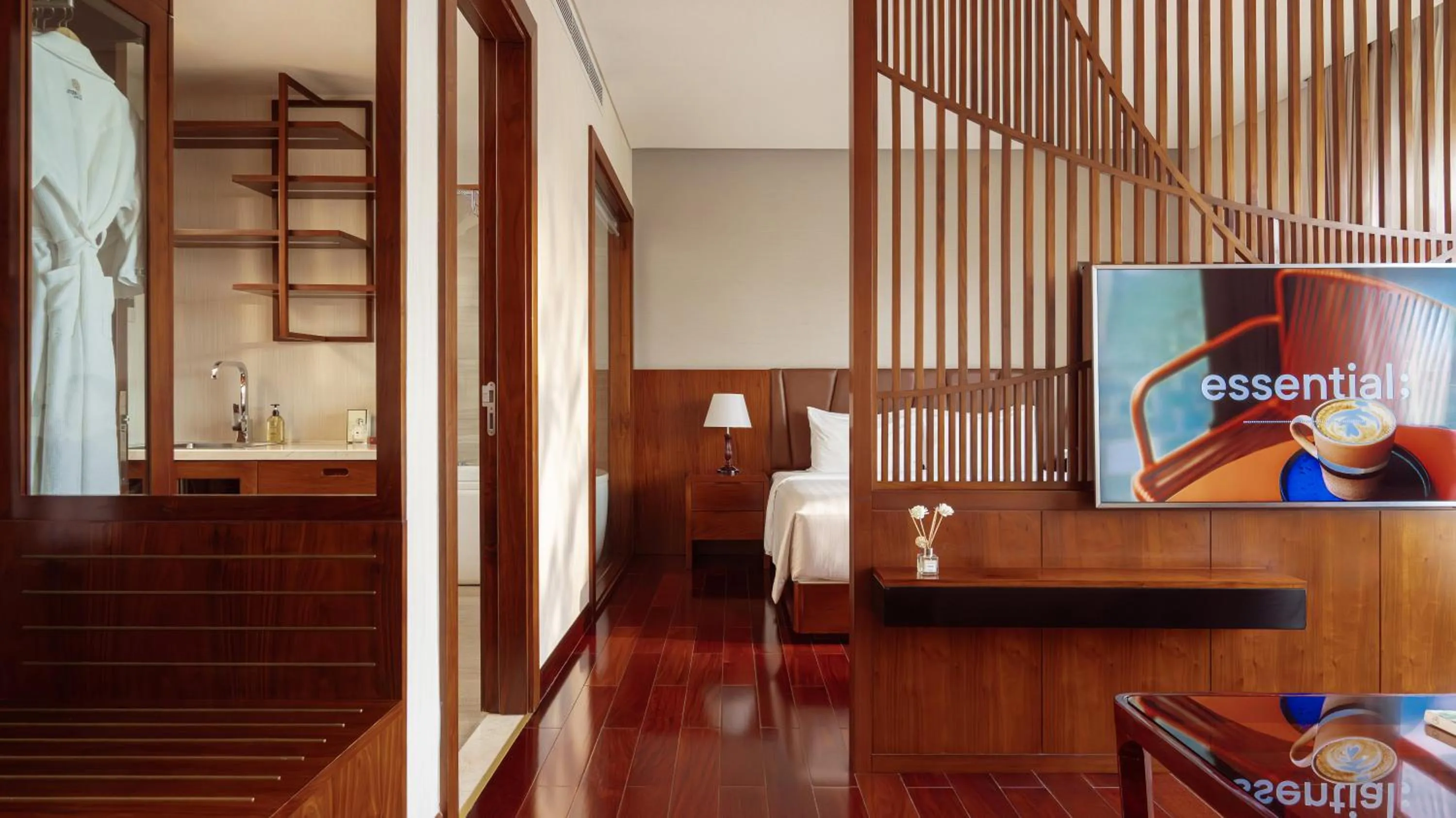 Suite Double or Twin Room with Jaccuzi and City View in Orchids Saigon Hotel