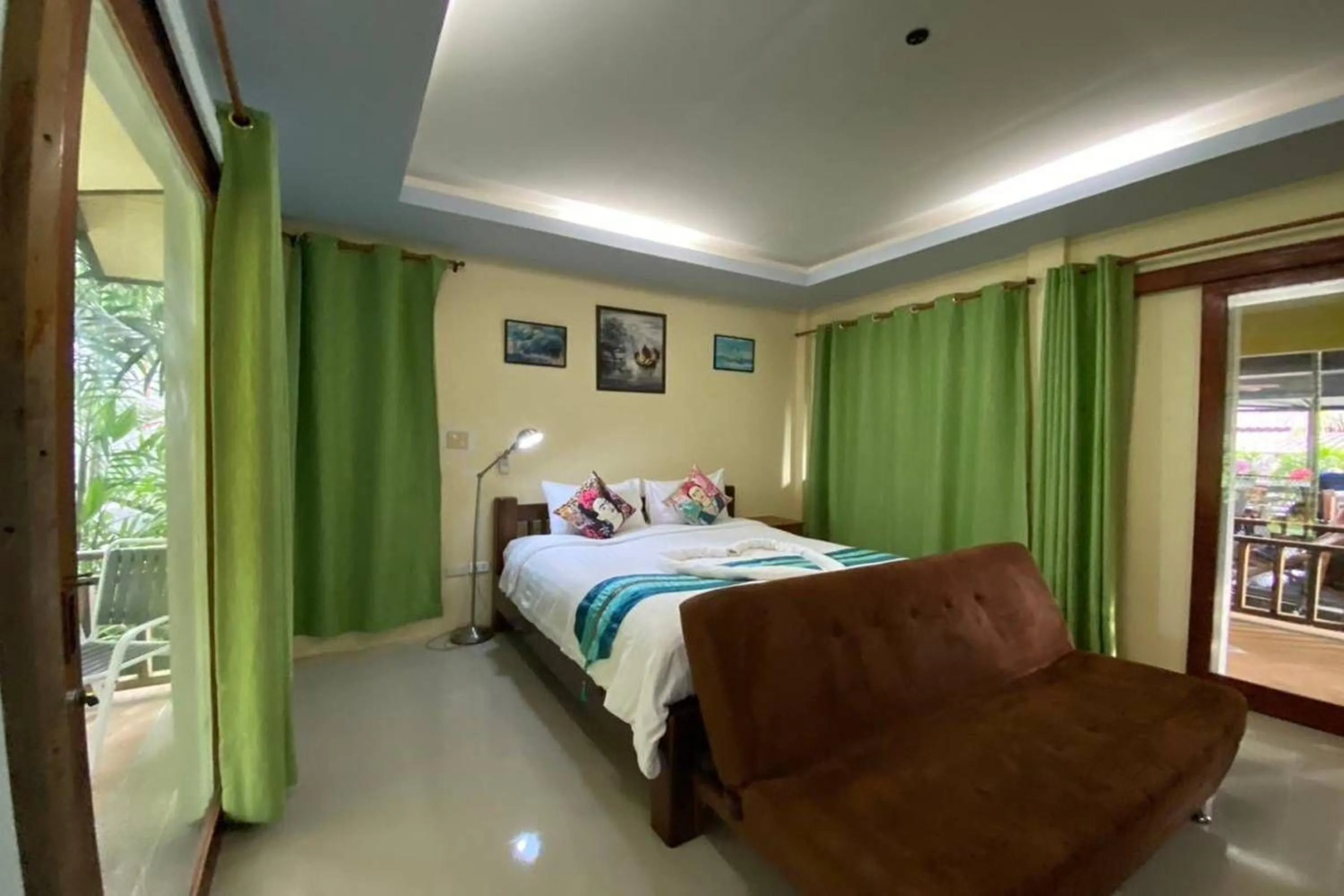 One-Bedroom House in Tann Anda Resort