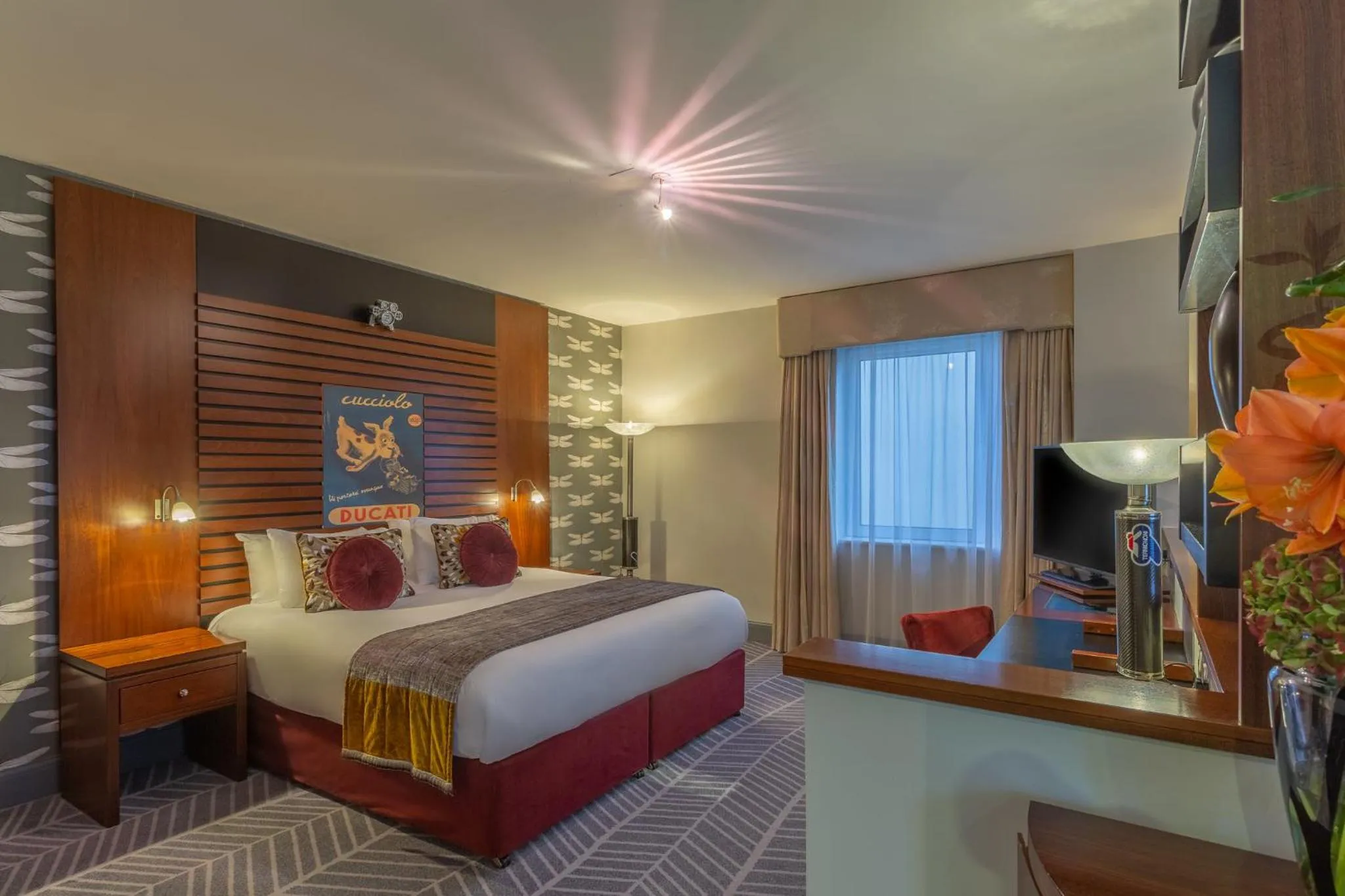 Junior King Suite with Park View in Crowne Plaza Dublin Airport by IHG