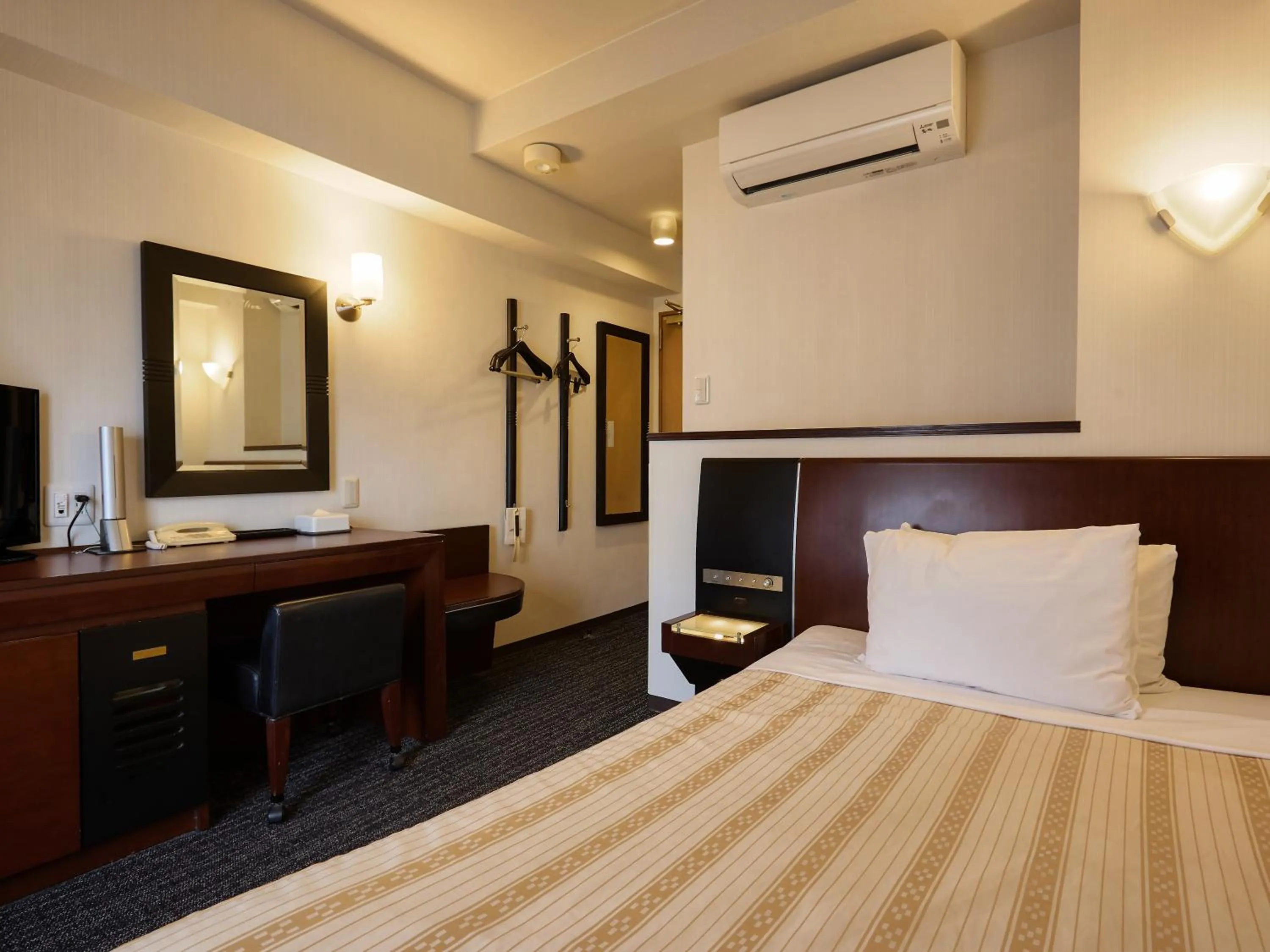 Standard Single Room - Non-Smoking in Hotel Blion Naha