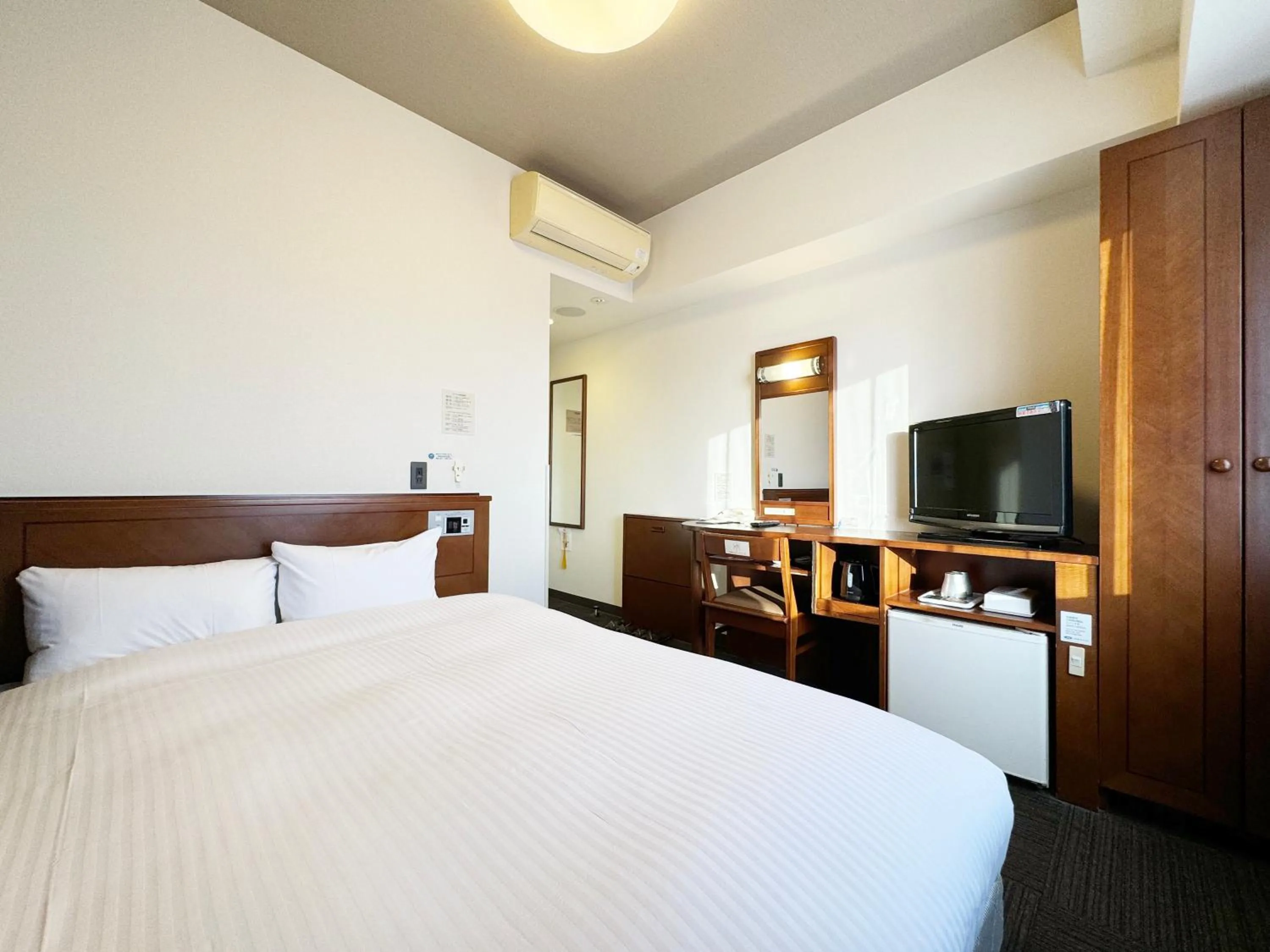 Double Room with Small Double Bed - single occupancy - Non Smoking in Hotel Route-Inn Koriyama Minami