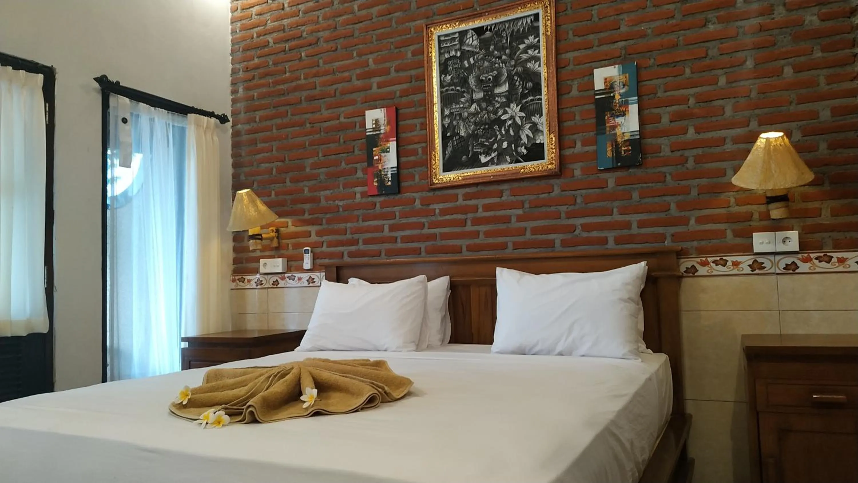 Superior Double or Twin Room with Garden View in Eliska Sari Bungalows Sumberkima