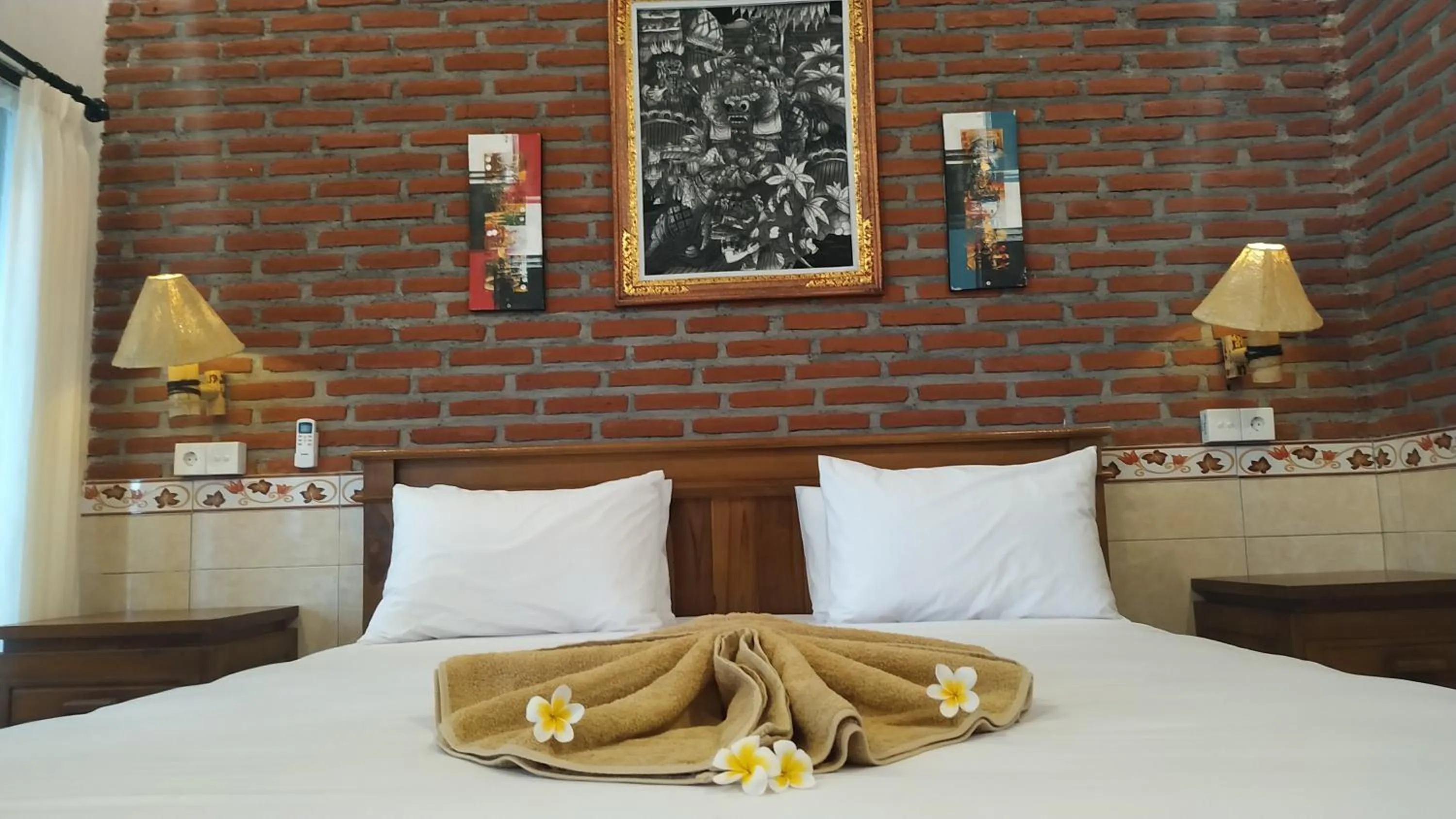 Superior Double or Twin Room with Garden View in Eliska Sari Bungalows Sumberkima