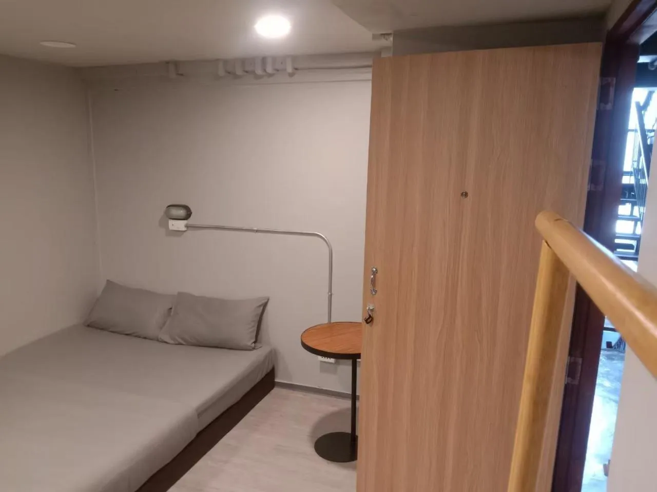 Double Room with Private Bathroom in BED STATION Hostel Khaosan