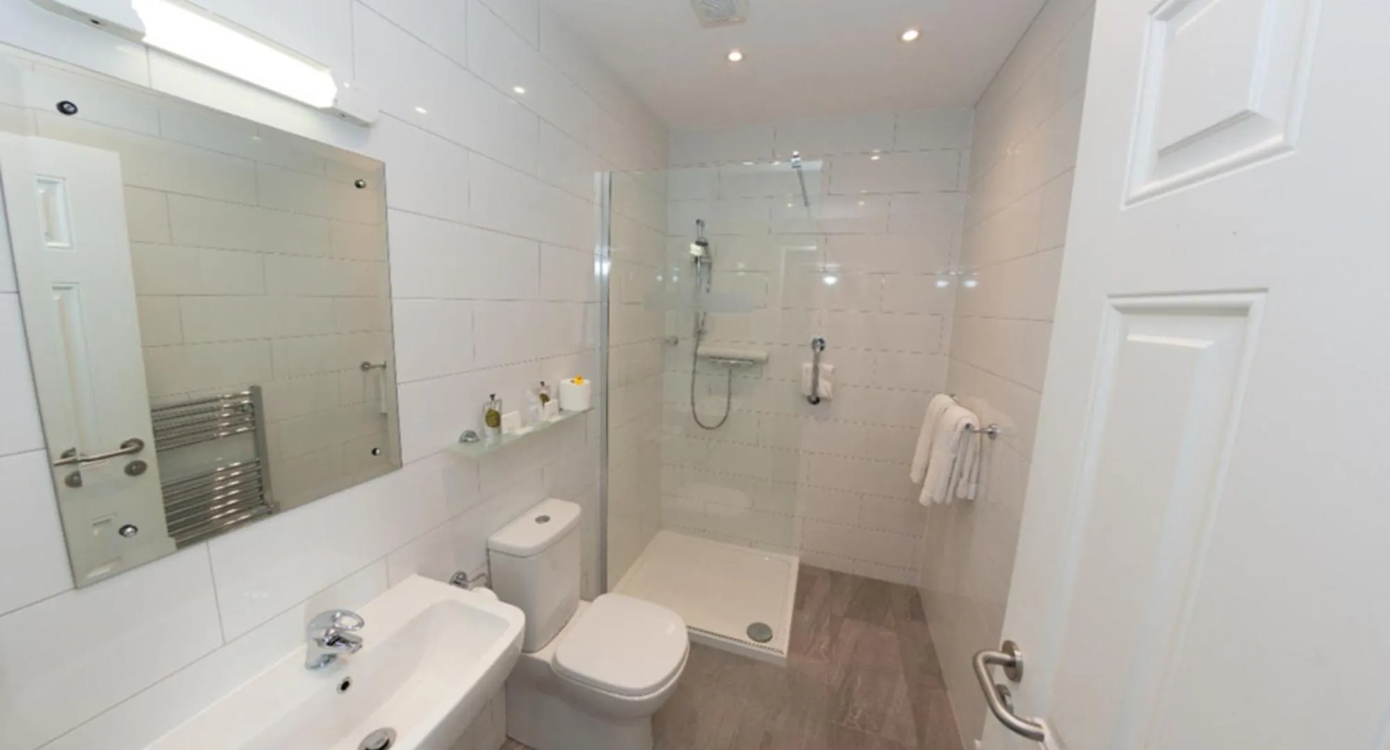 Double or Twin Room with Sea View in Commodore Hotel