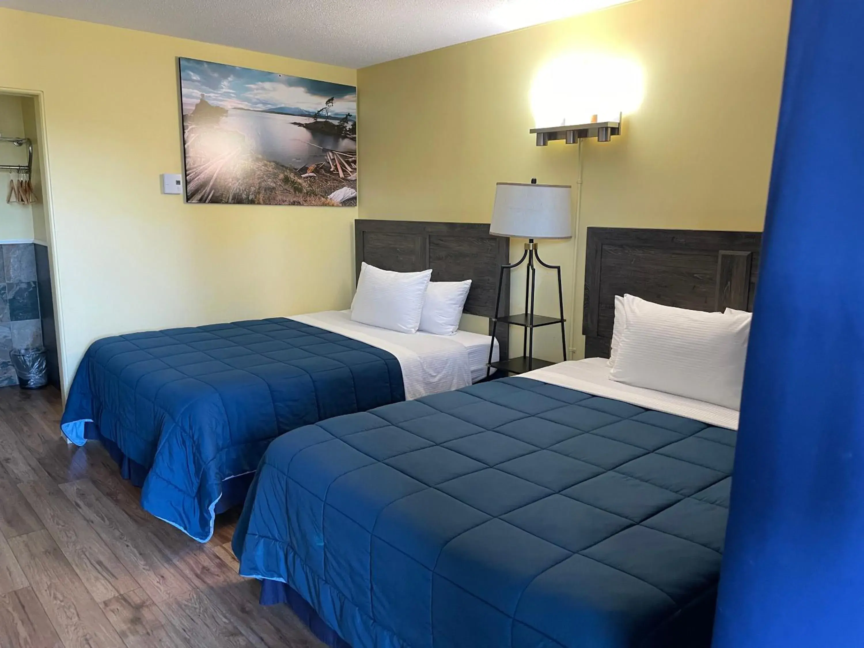 Port-O-Call Inn Port-O-Call Inn