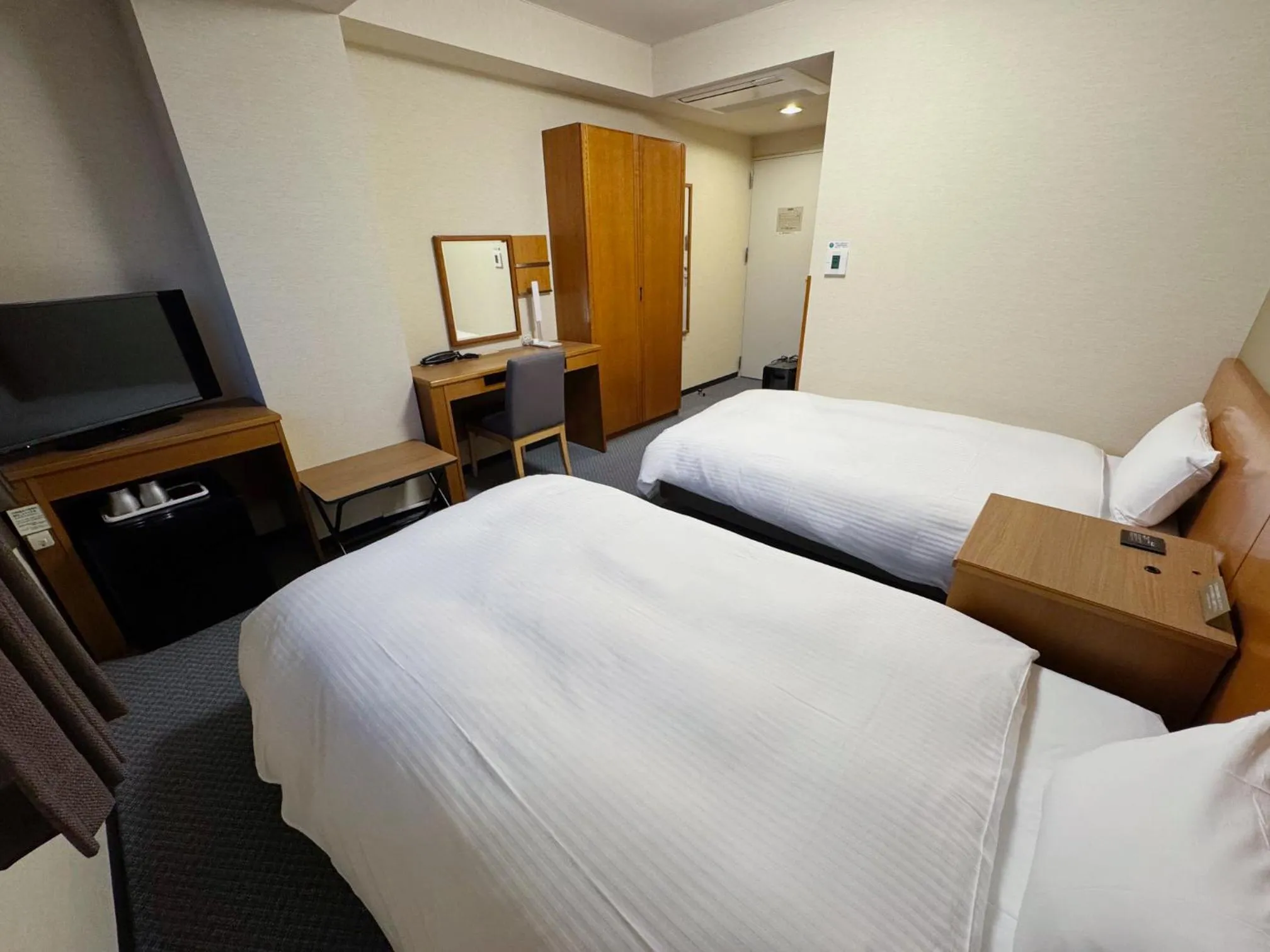 Twin Room - single occupancy - Smoking in Hotel Route-Inn Susono Inter