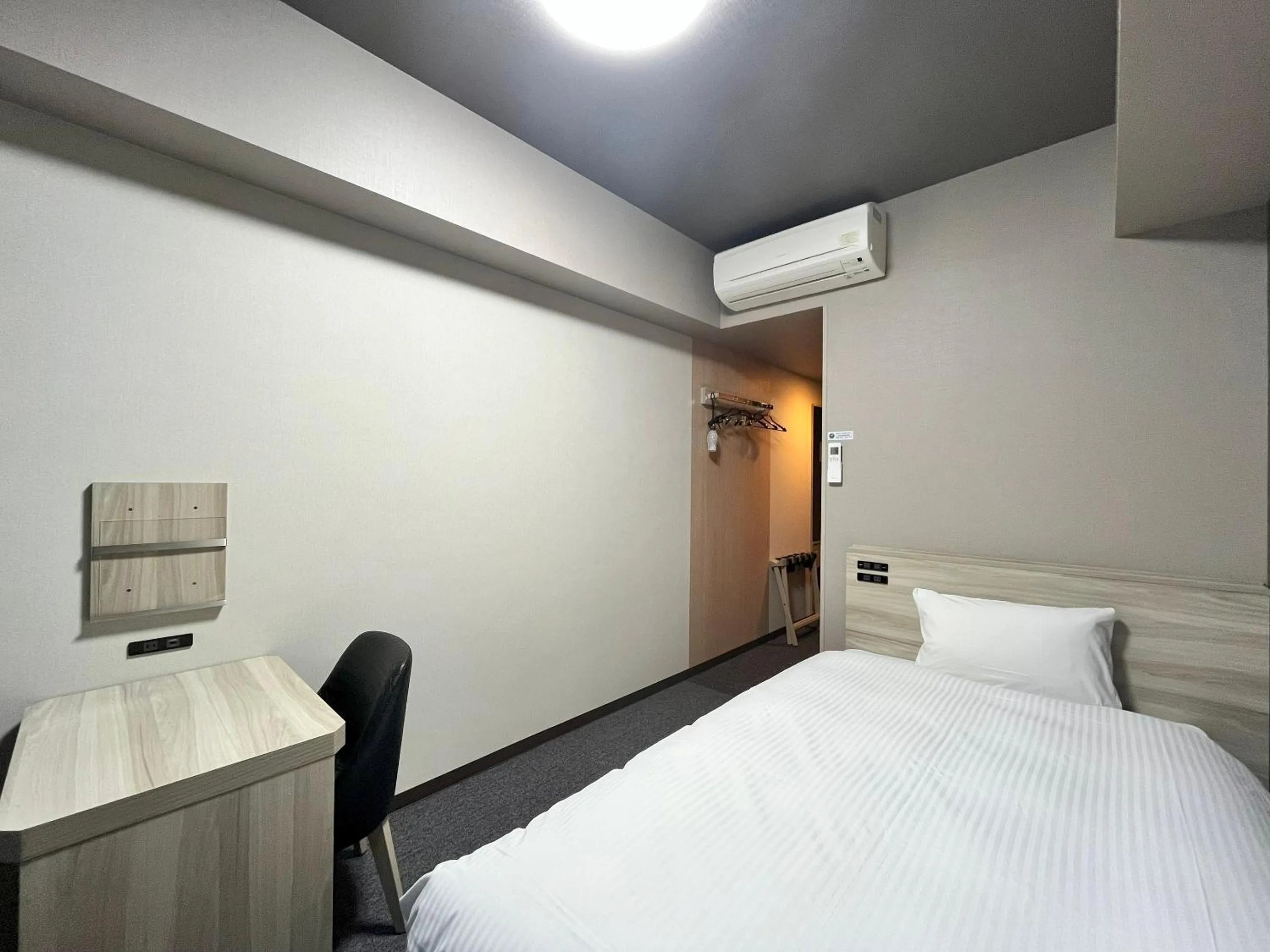 Single Room - single occupancy - Non-Smoking in Hotel Route-Inn Nagaoka Ekimae