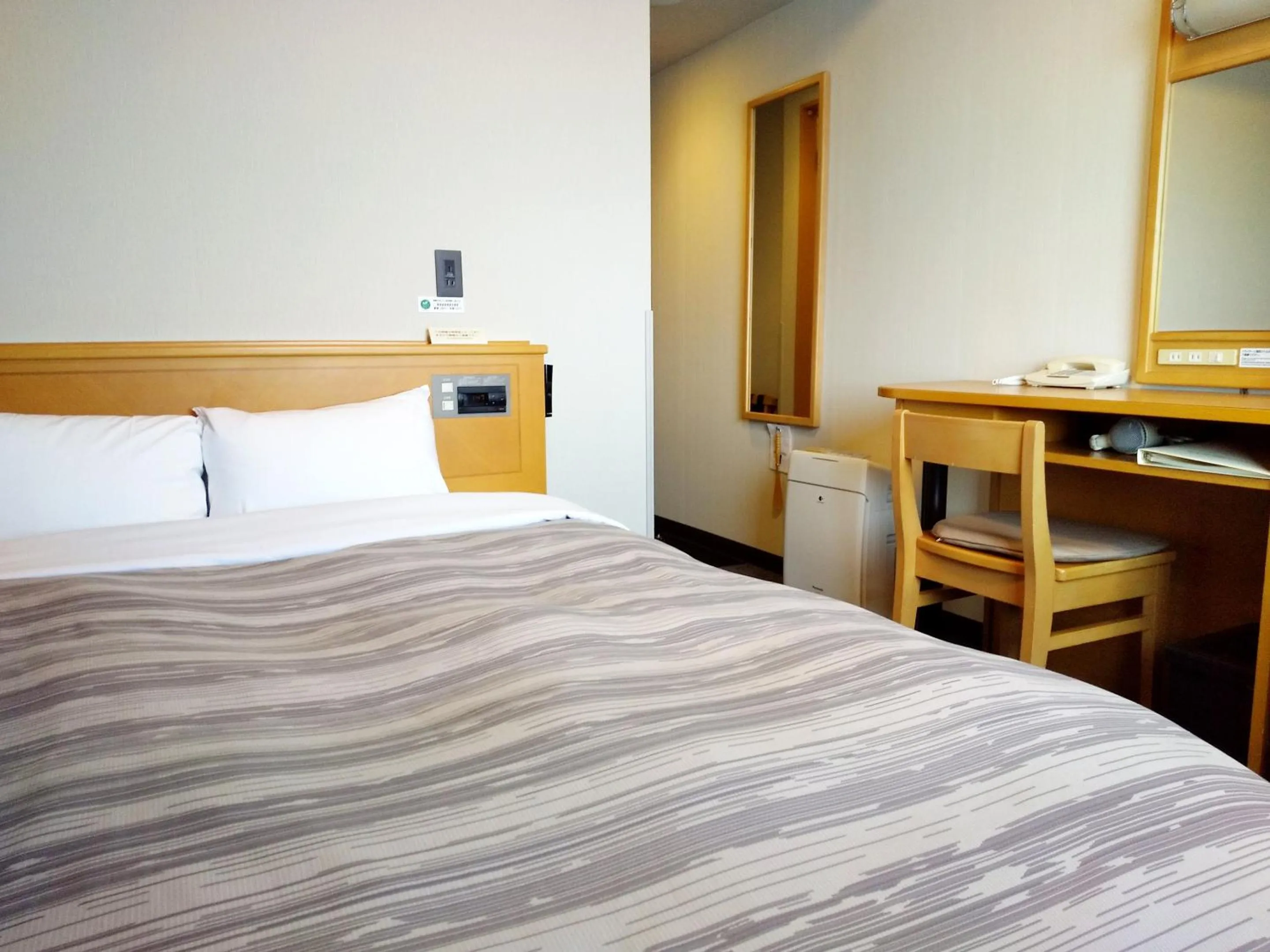 Semi Double Room - Non-Smoking  in Hotel Route-Inn Sanofujioka Inter