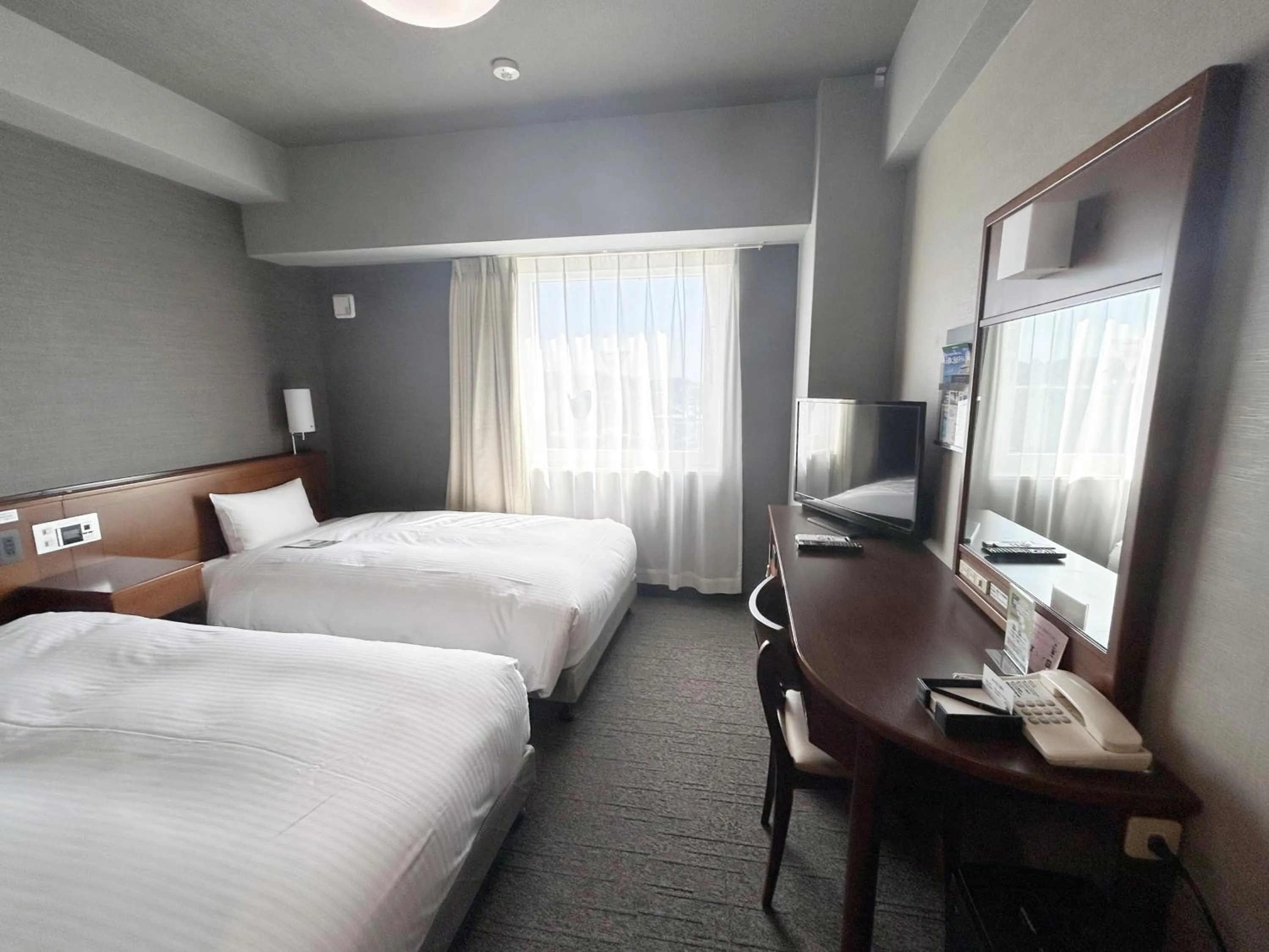 Twin Room - single occupancy - Smoking in Hotel Route-Inn Iwata Inter