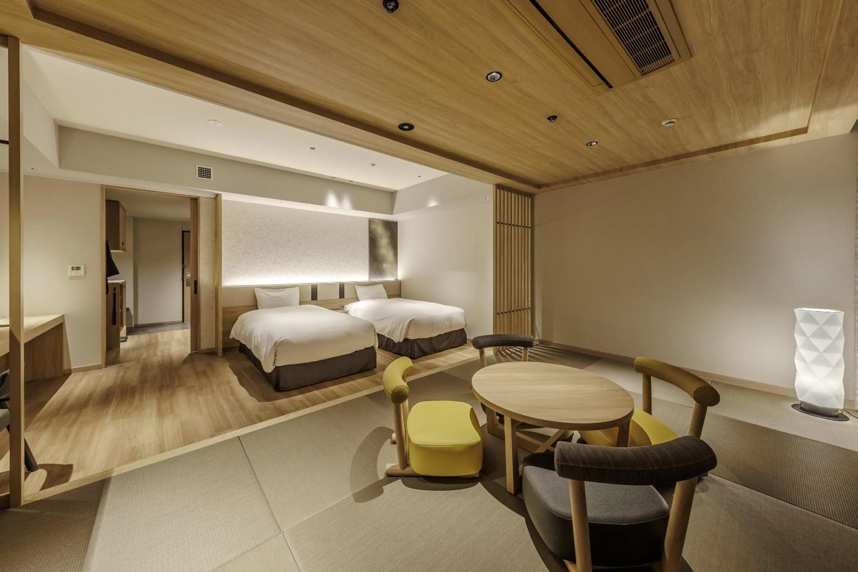 HOSHI KAN Superior Room with Tatami Area with Ocean View (50㎡) - Buffet Breakfast and Dinner Included (WA DINING HOSHI) - The Number of Beds / Futons Depends on the Number of Guests in Beppu SUGINOI HOTEL