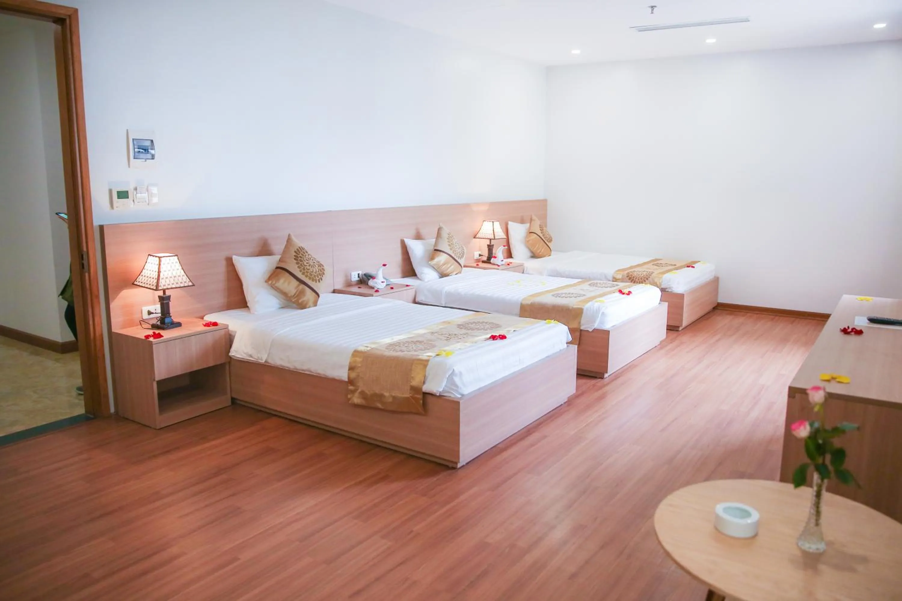 Standard Triple Room in Long Anh Hotel