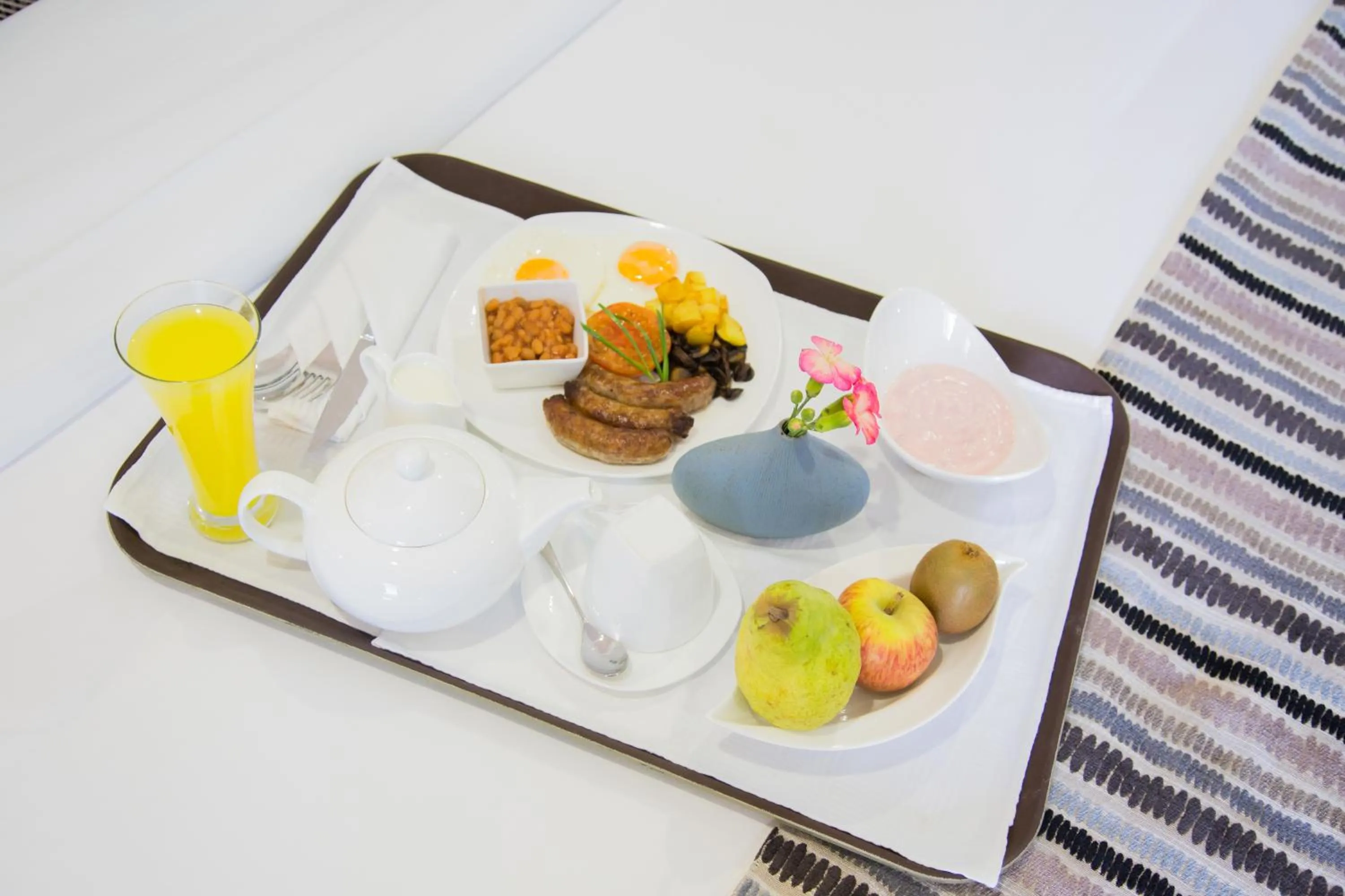 King Room with Garden View - single occupancy in Amaryllis Hotel Blantyre