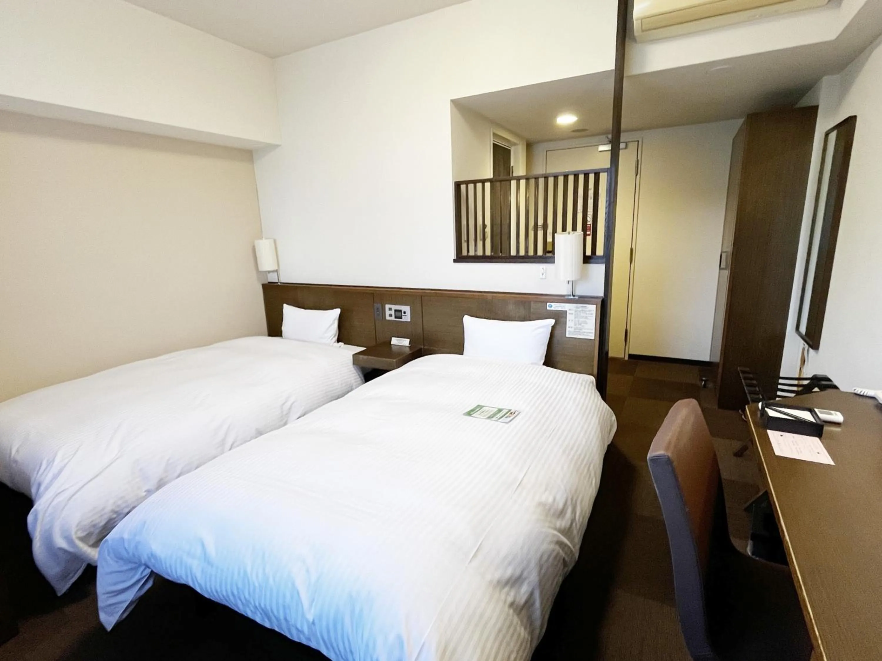 Twin Room - single occupancy - Non-Smoking in Hotel Route-Inn Hikone