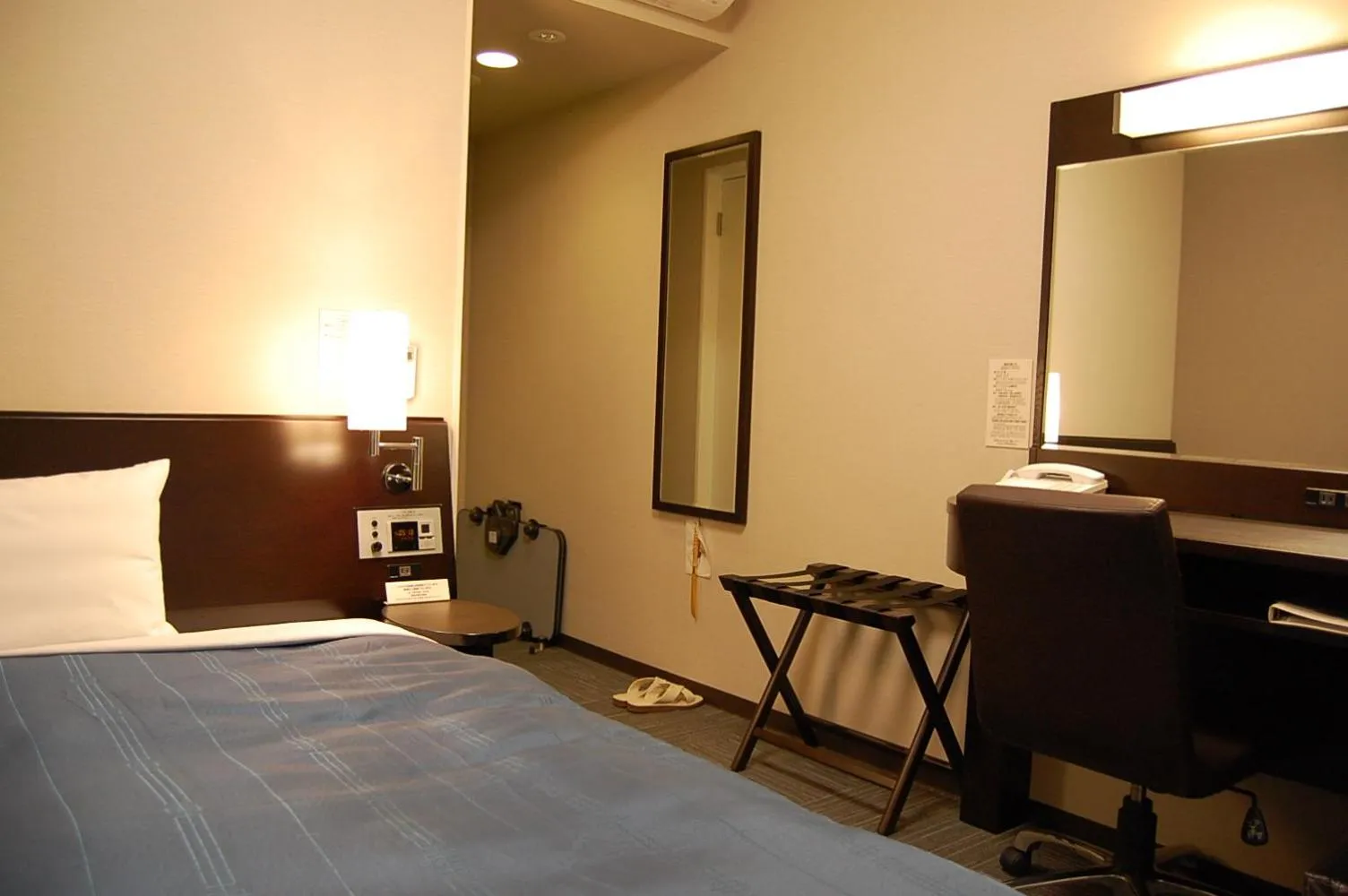 Comfort Single Room Non-Smoking - single occupancy in Hotel Route-Inn Nabari