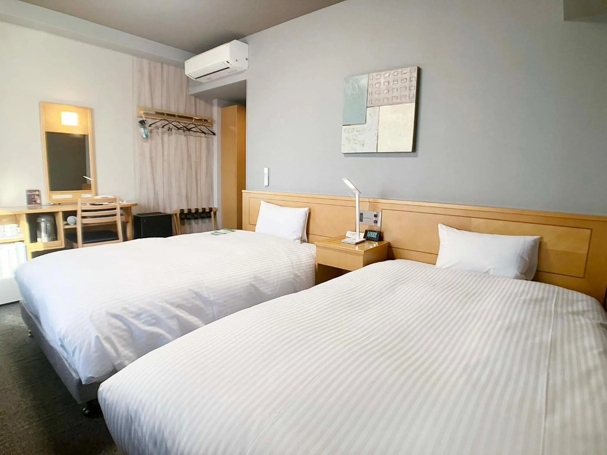 Twin Room - single occupancy - Non-Smoking in Hotel Route-Inn Kitakami Ekimae