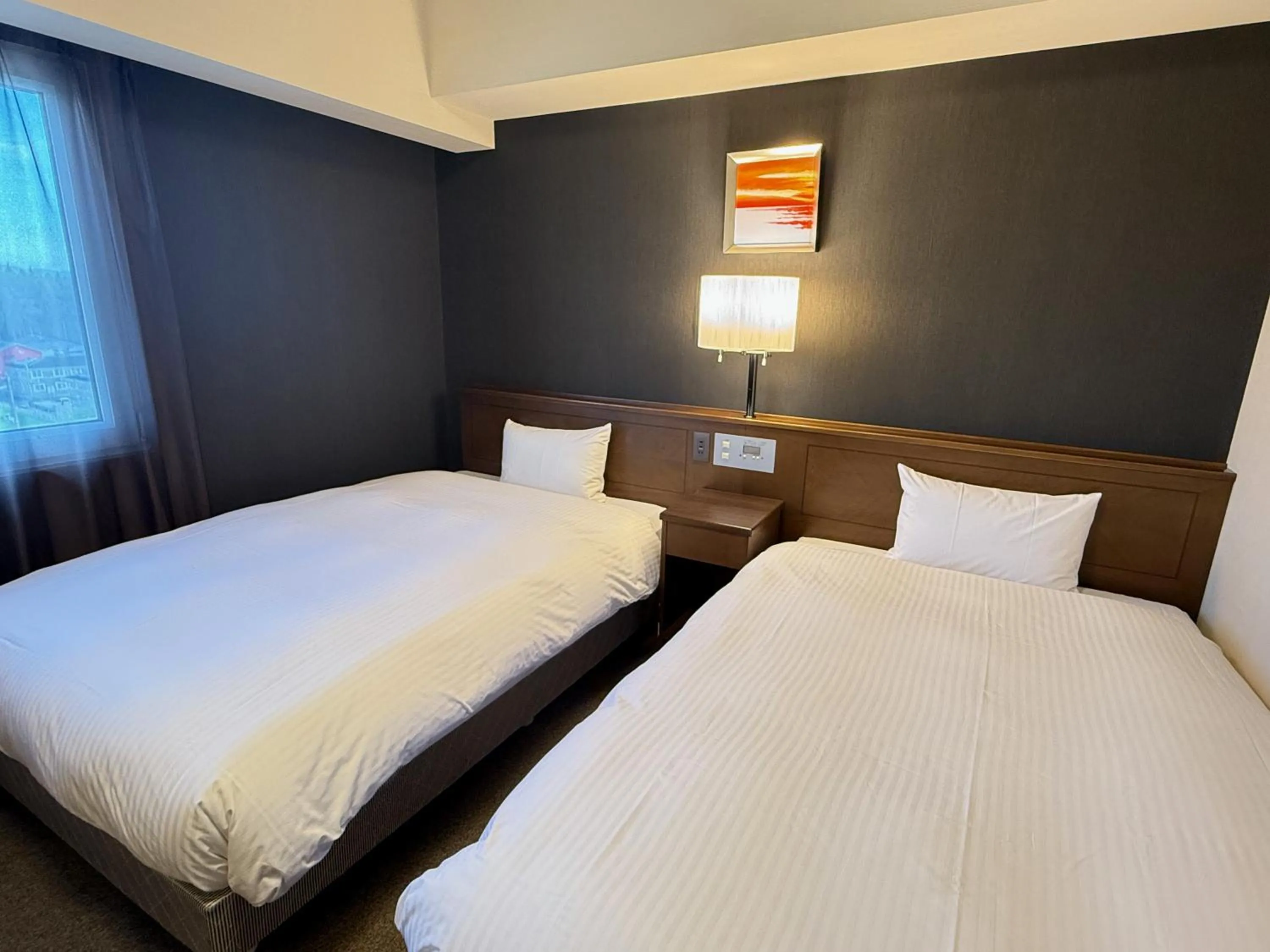 Twin Room - single occupancy - Smoking in Hotel Route-Inn Ichinoseki Inter