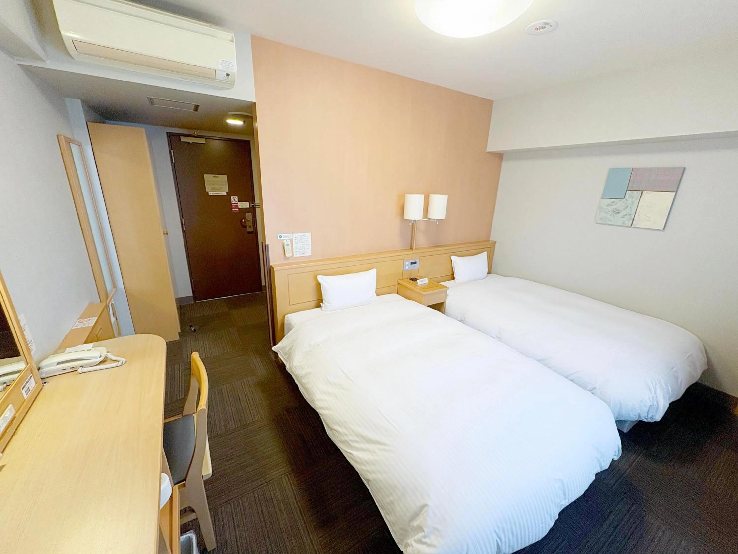 Twin Room - single occupancy - Non-Smoking in Hotel Route-Inn Sakata