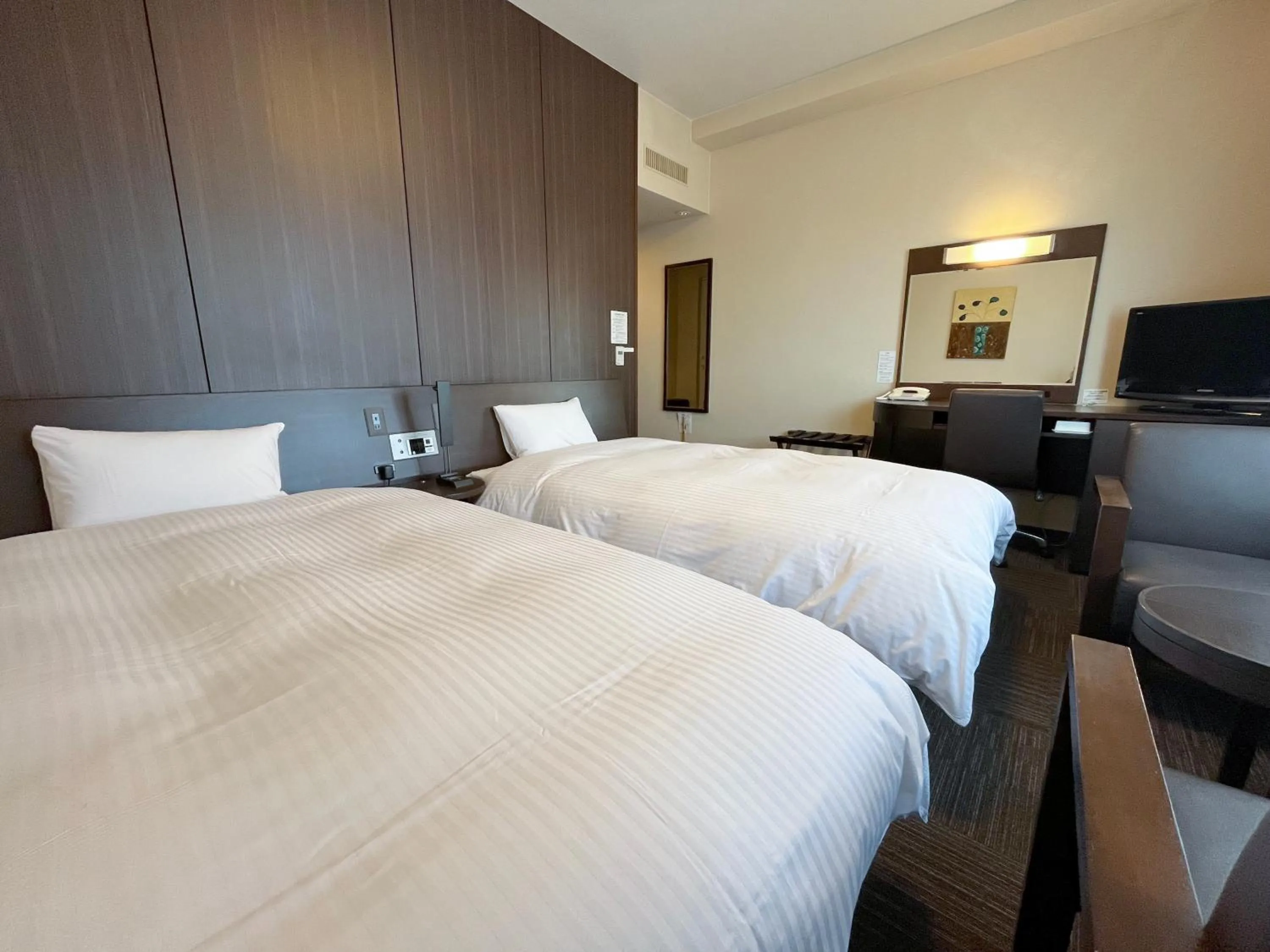 Comfort Twin Room - Smoking in Hotel Route-Inn Kushiro Ekimae