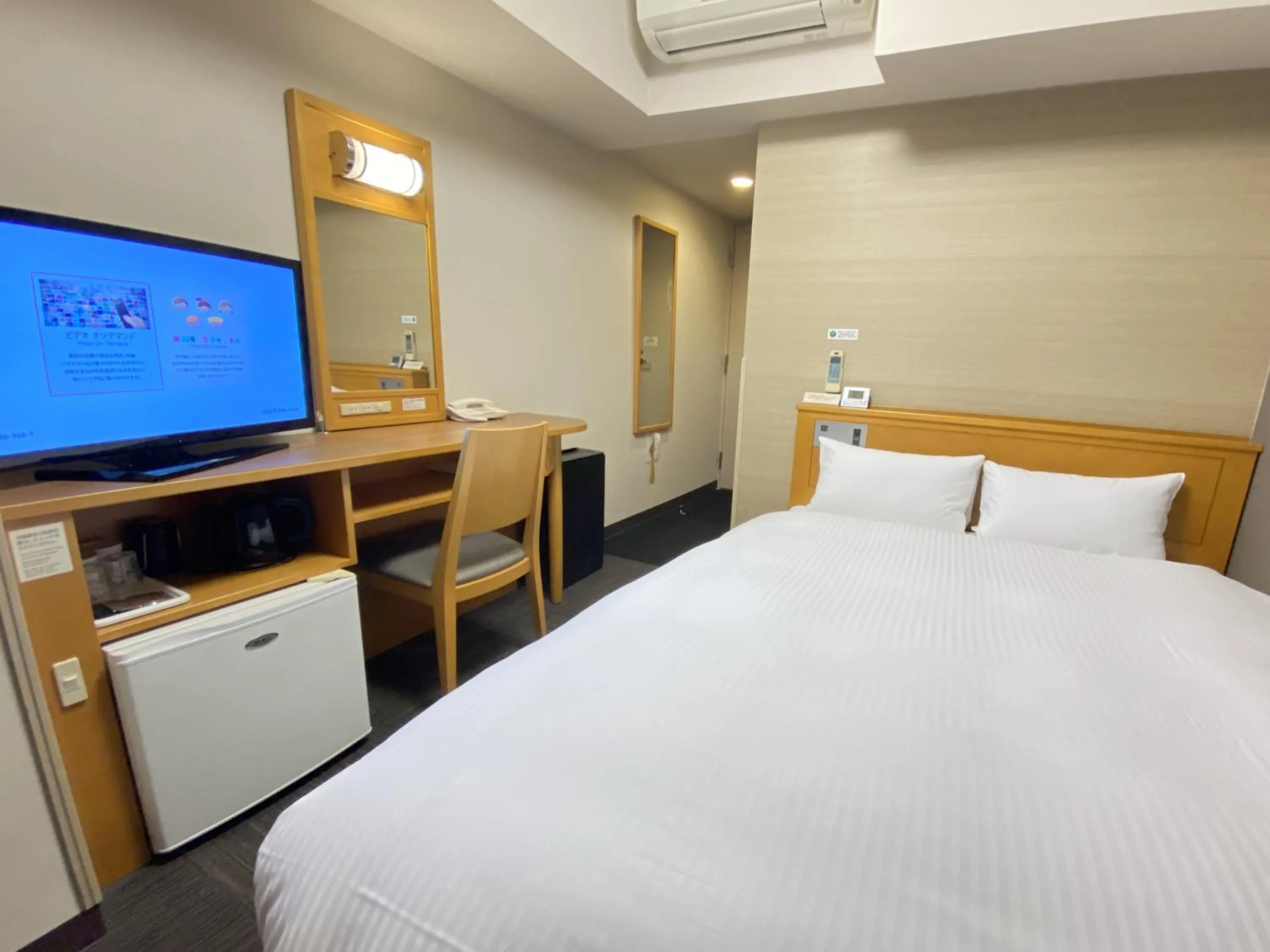 Double Room with Small Double Bed - single occupancy - Non-Smoking	 in Hotel Route-Inn Hon Hachinohe Ekimae