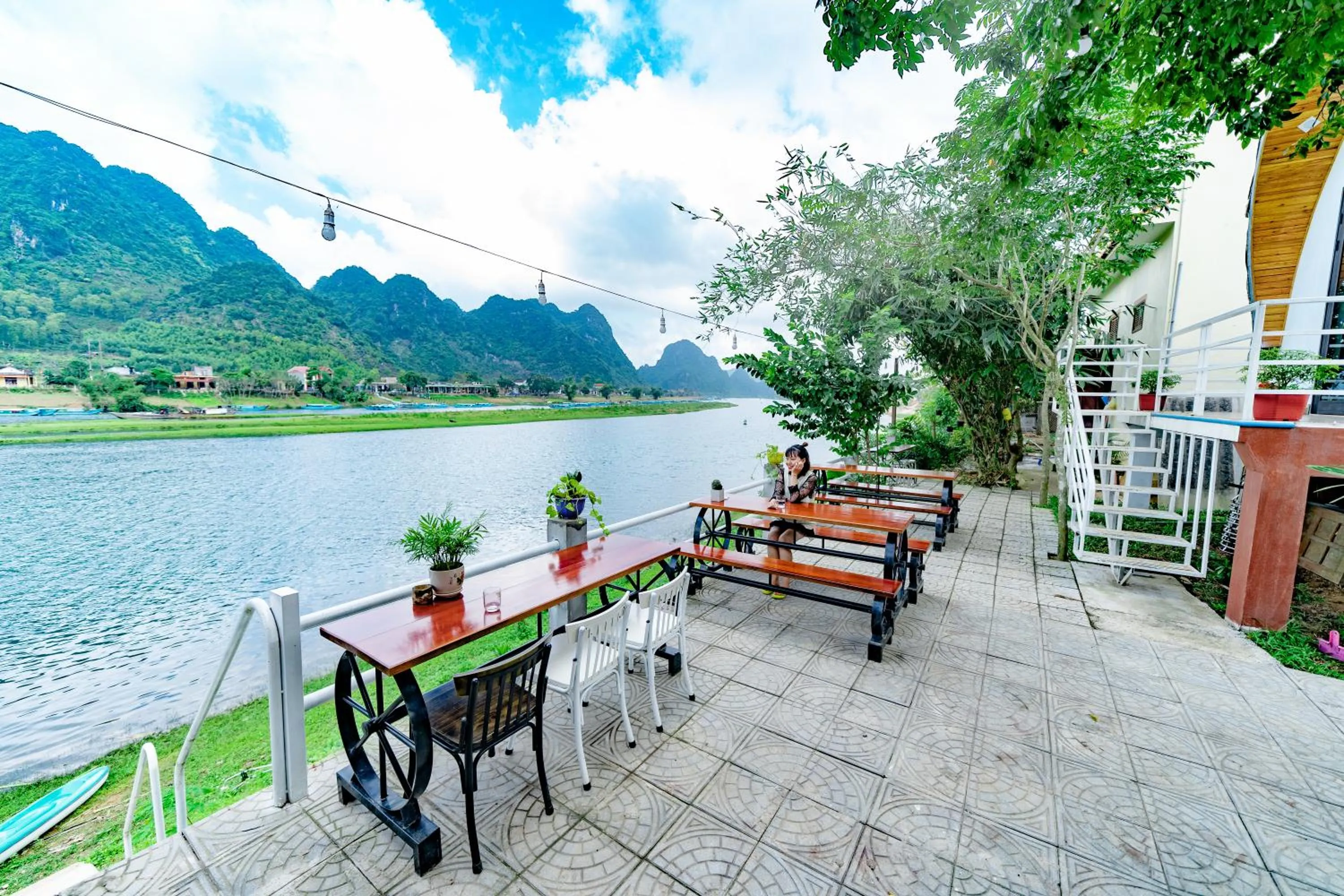 Double Room with Lake View in Areca Bungalow