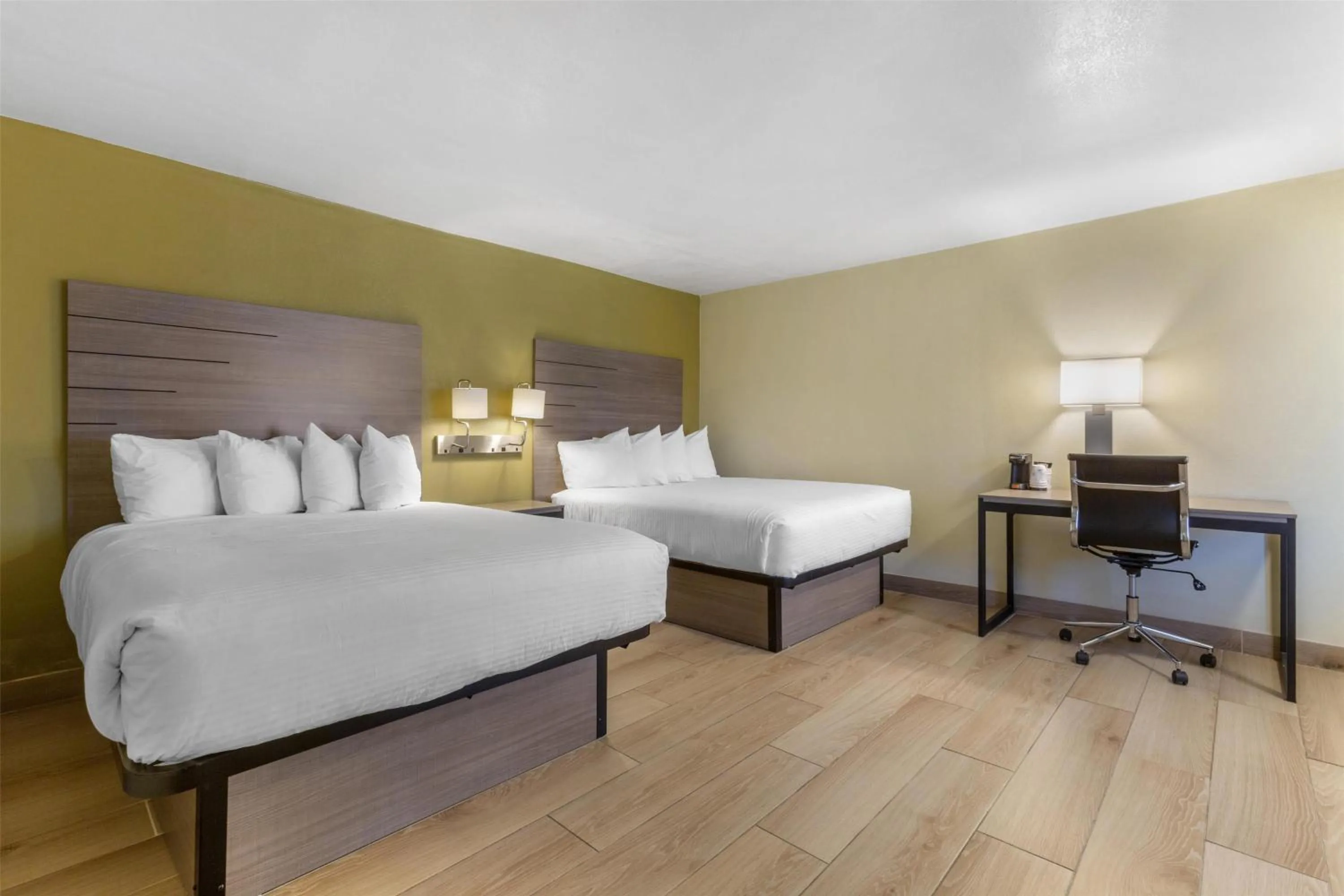 Queen Room with Two Queen Beds in SureStay by Best Western Chambers Petrified Forest