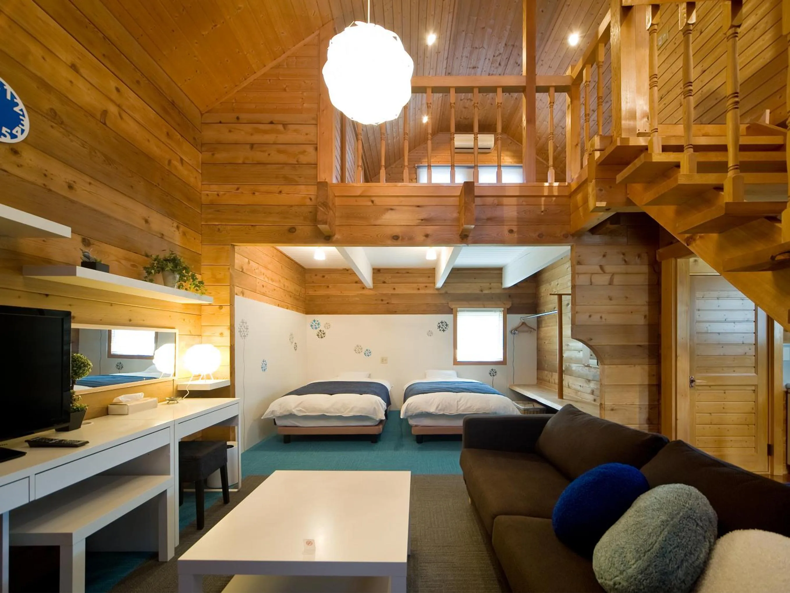 Deluxe Villa in Holiday House Green Garden