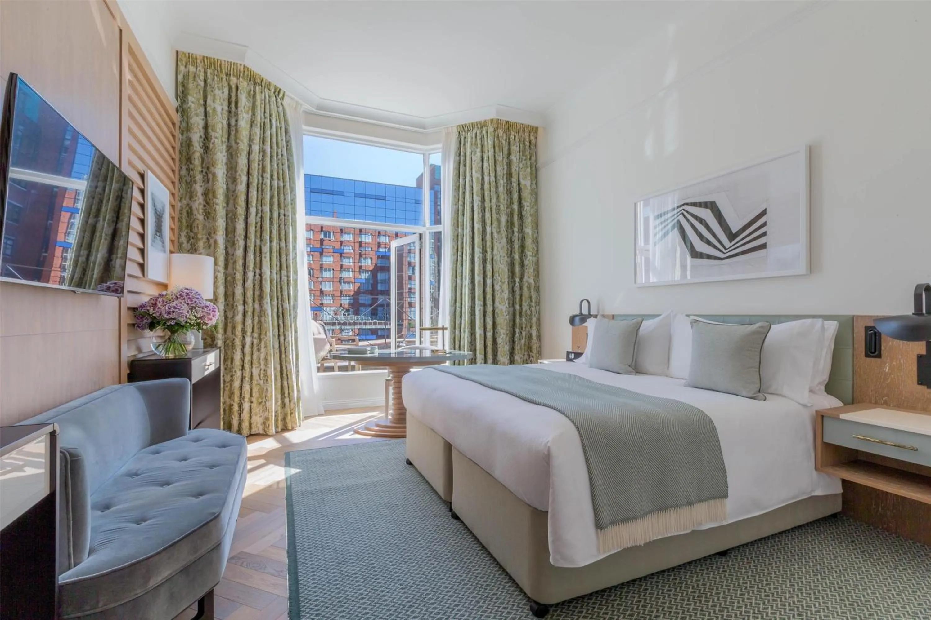 Premier King Room with Balcony  in Conrad Dublin