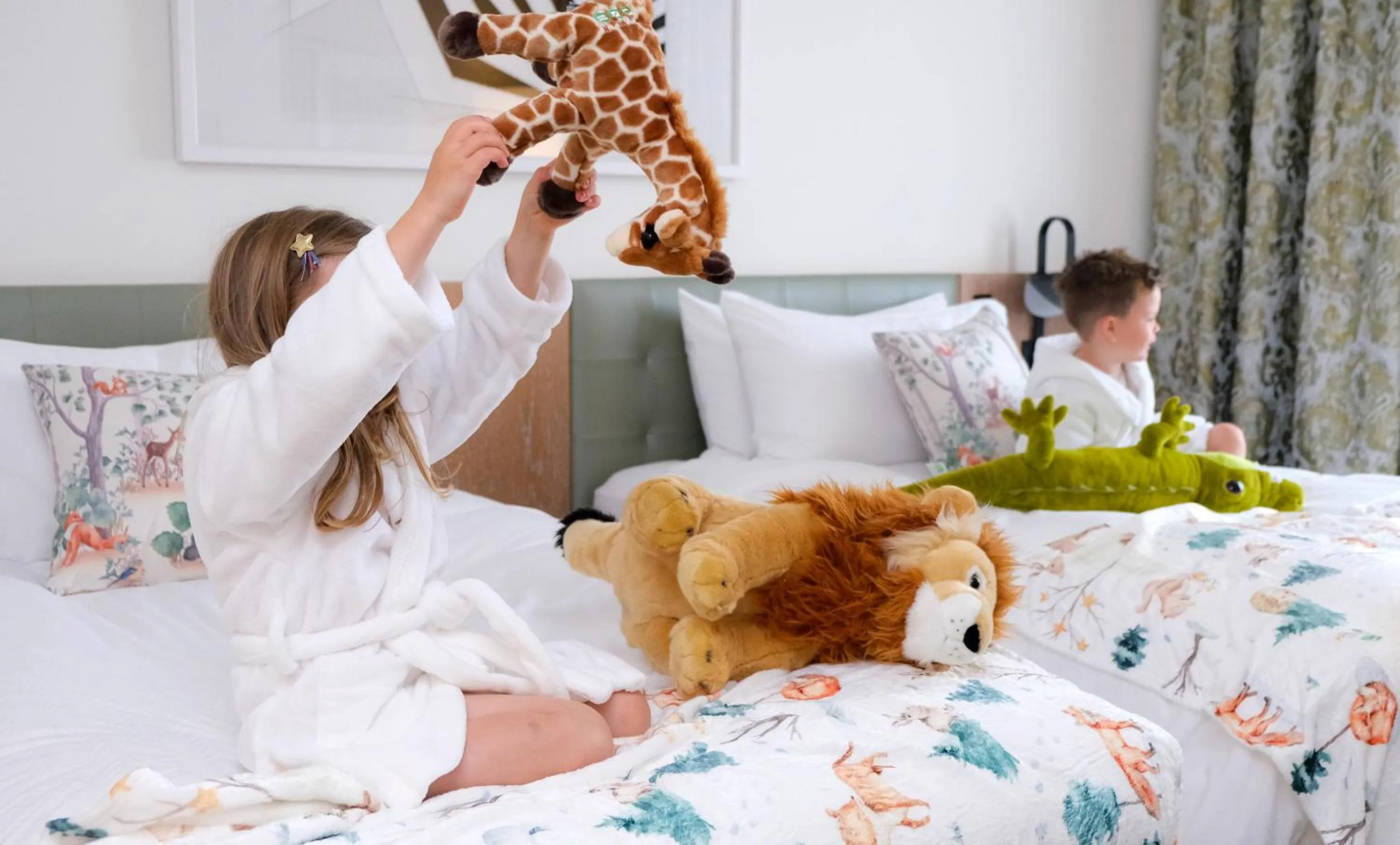 Interconnecting Twin and King Rooms in Conrad Dublin