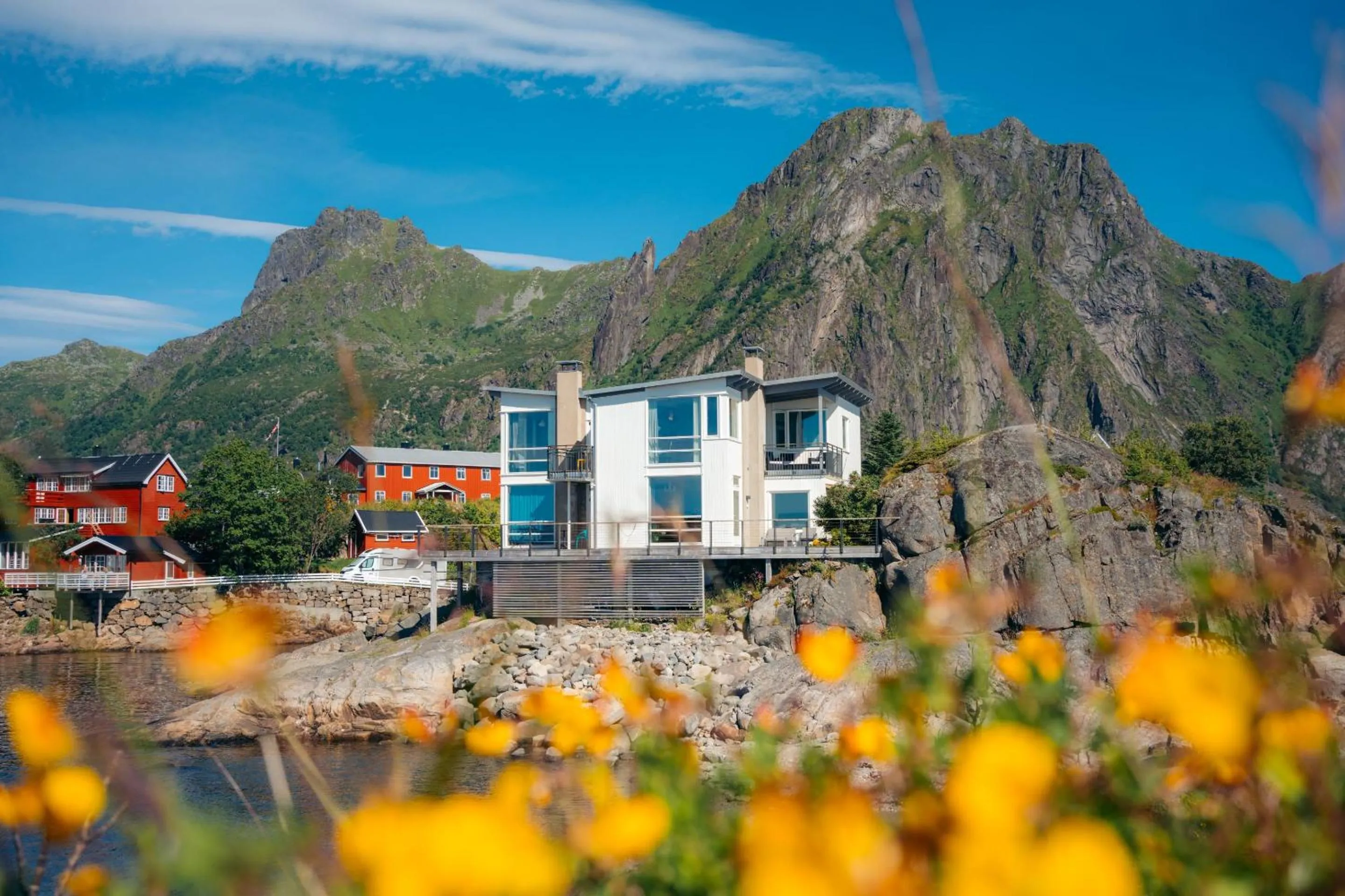 Apartment with Sea View in Svinøya Rorbuer