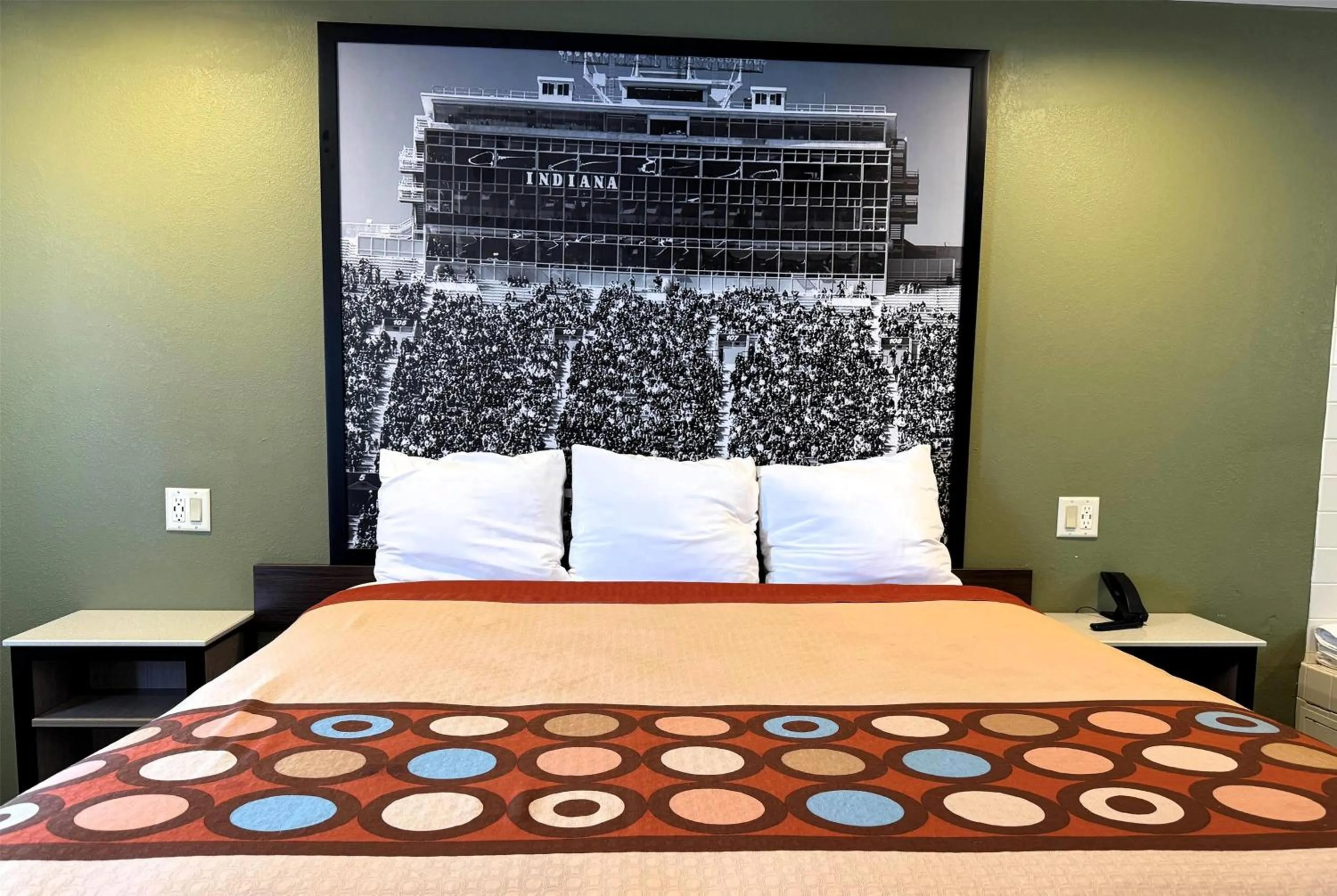 King Studio Suite - Non-Smoking in Super 8 by Wyndham Frankfort IN