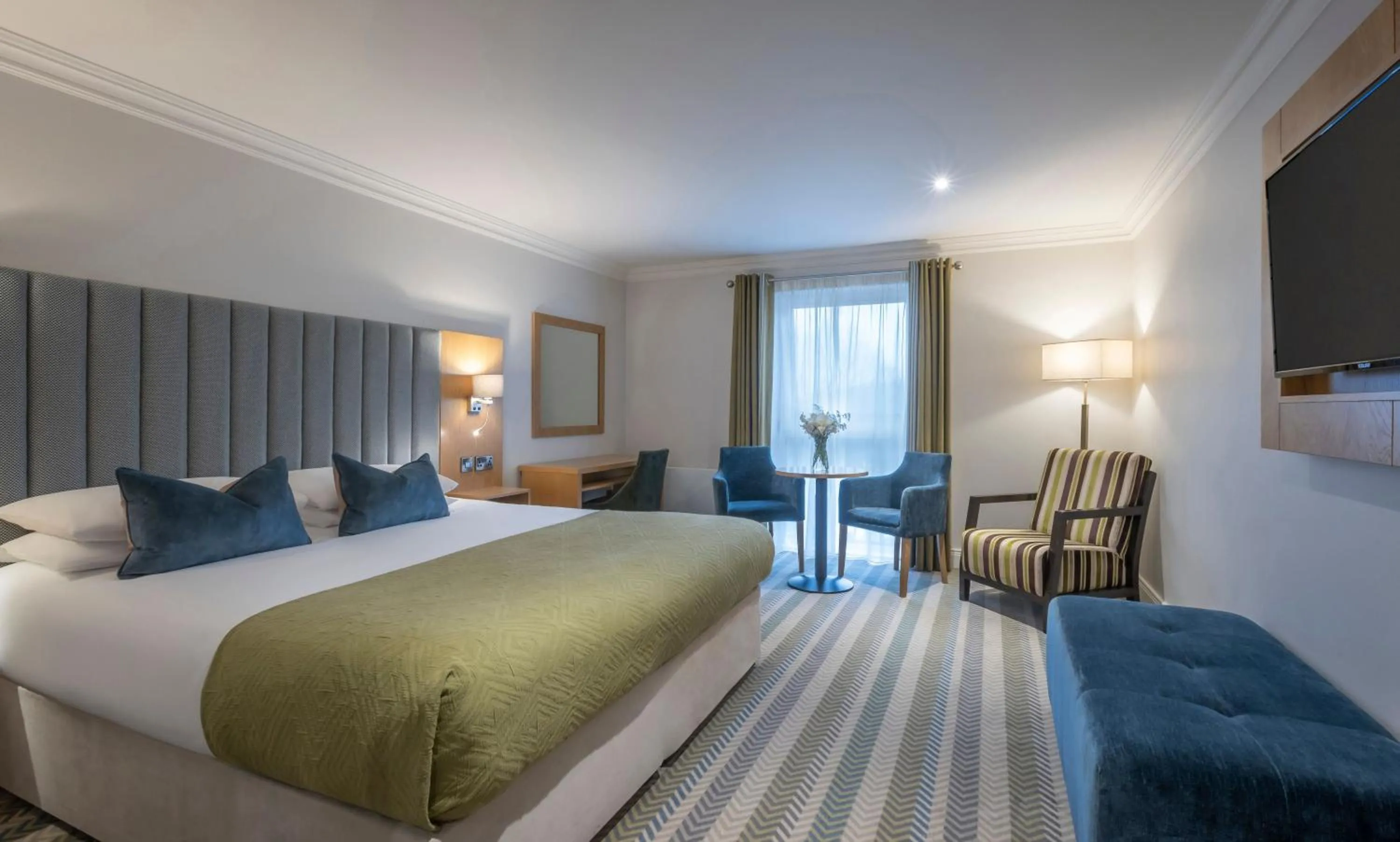 Superior Double Room in Killarney Heights Hotel