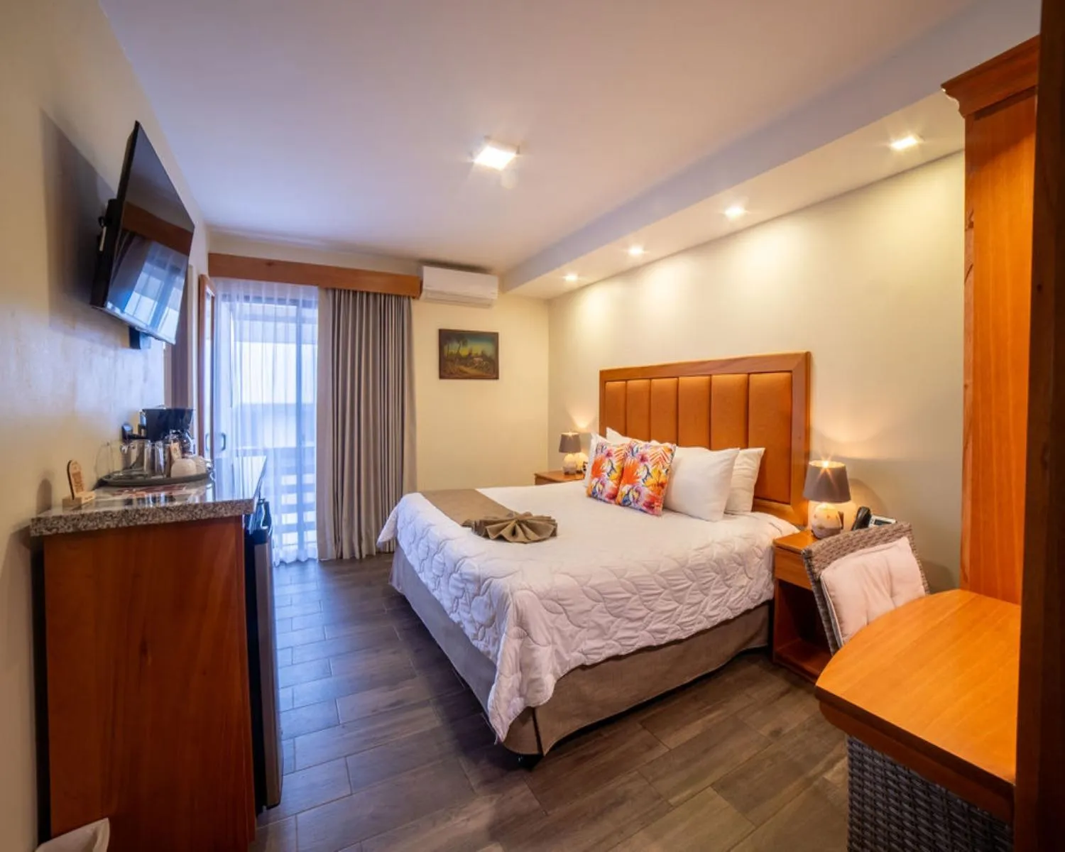 Quetzal Deluxe King Room in Hotel & Spa Poco a Poco - Costa Rica