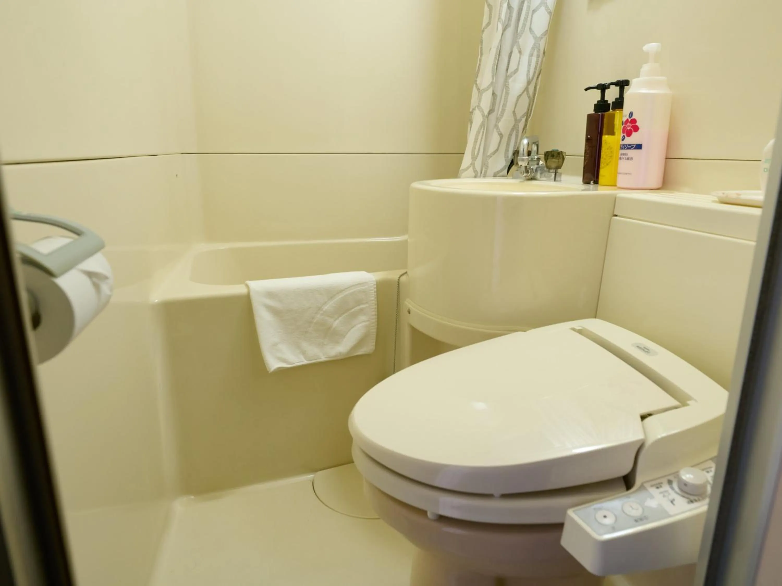 Twin Room - single occupancy in Tabist Hotel Seishokan