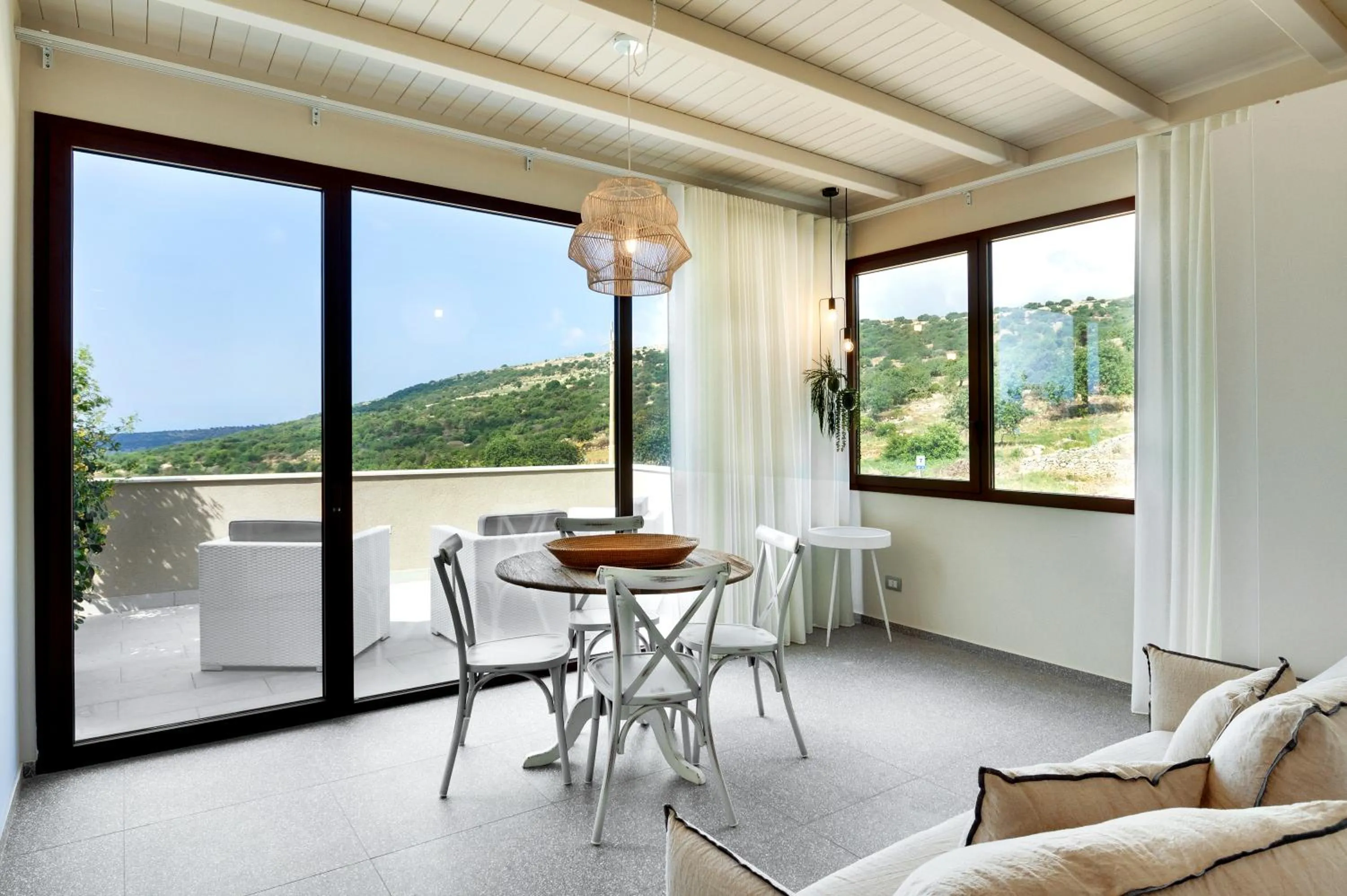 Suite with Terrace in Relais Chiaramonte