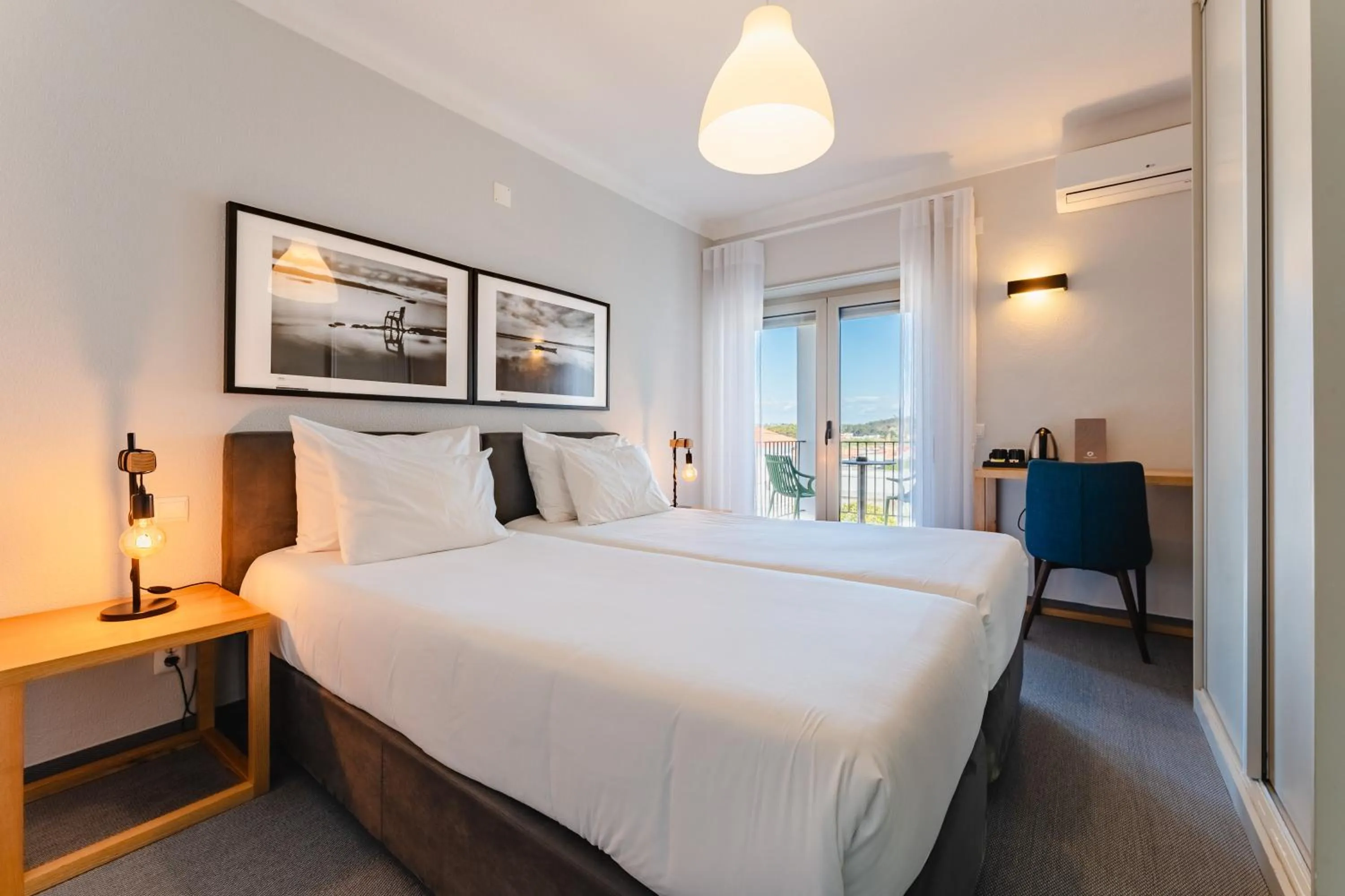 Superior Twin Room in Agua d'Alma Hotel