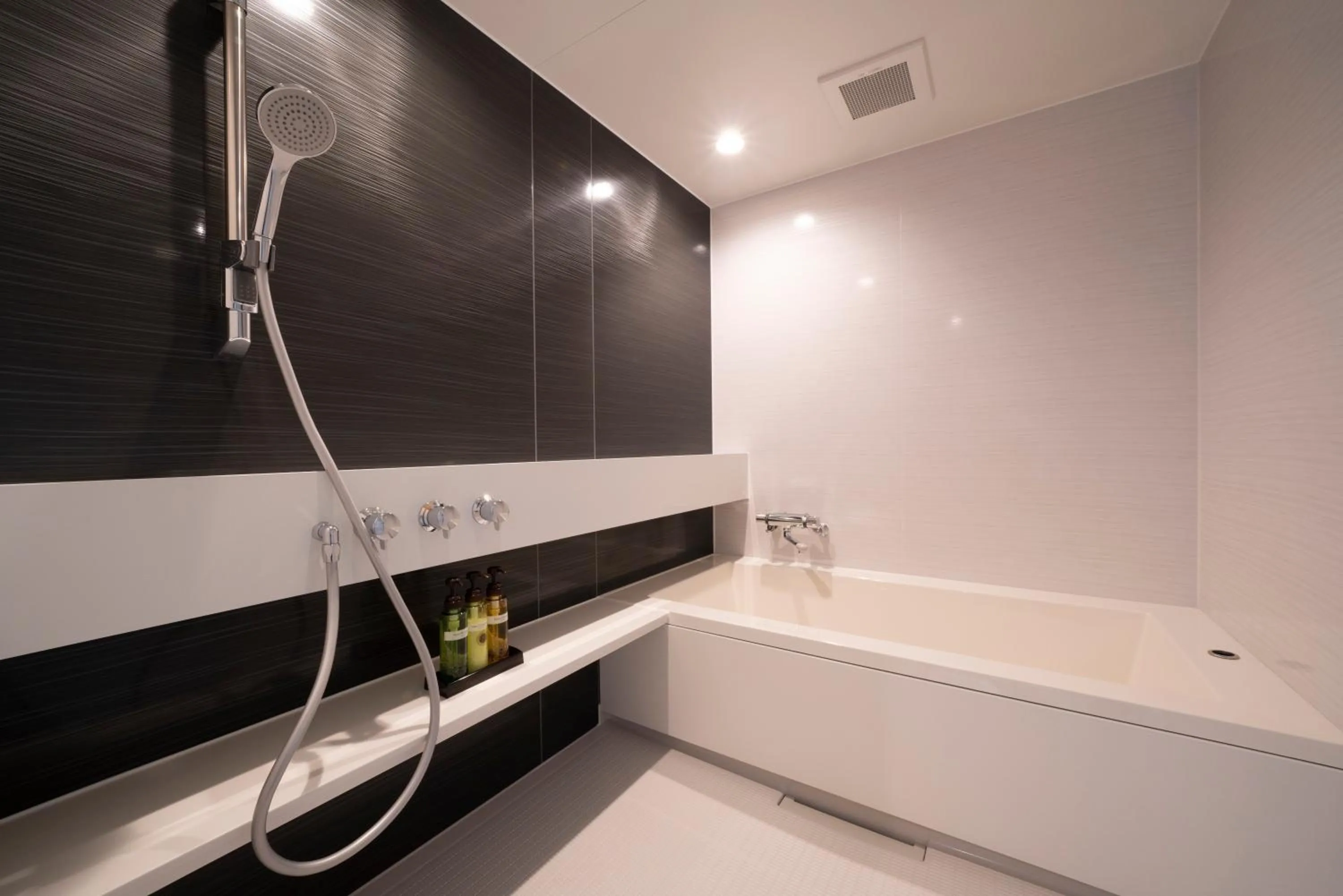 Deluxe Double Room with Two Double Beds in Hotel Sekisuien